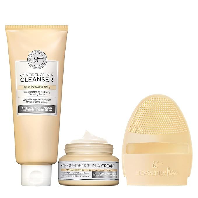 IT Cosmetics Cleanse & Hydrate Skincare Set - Includes Confidence in a Cream Moisturizer (2 oz) +... | Amazon (US)
