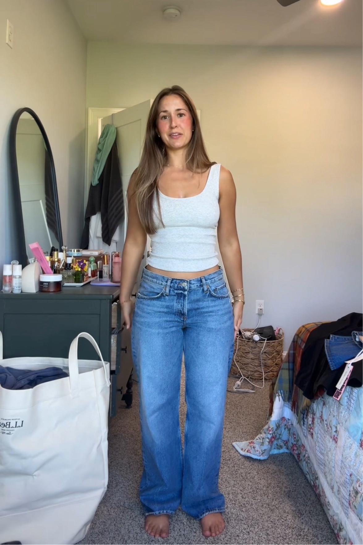 got a size 28 & i’m 5’4 for reference the PERFRCT year round wash!!!