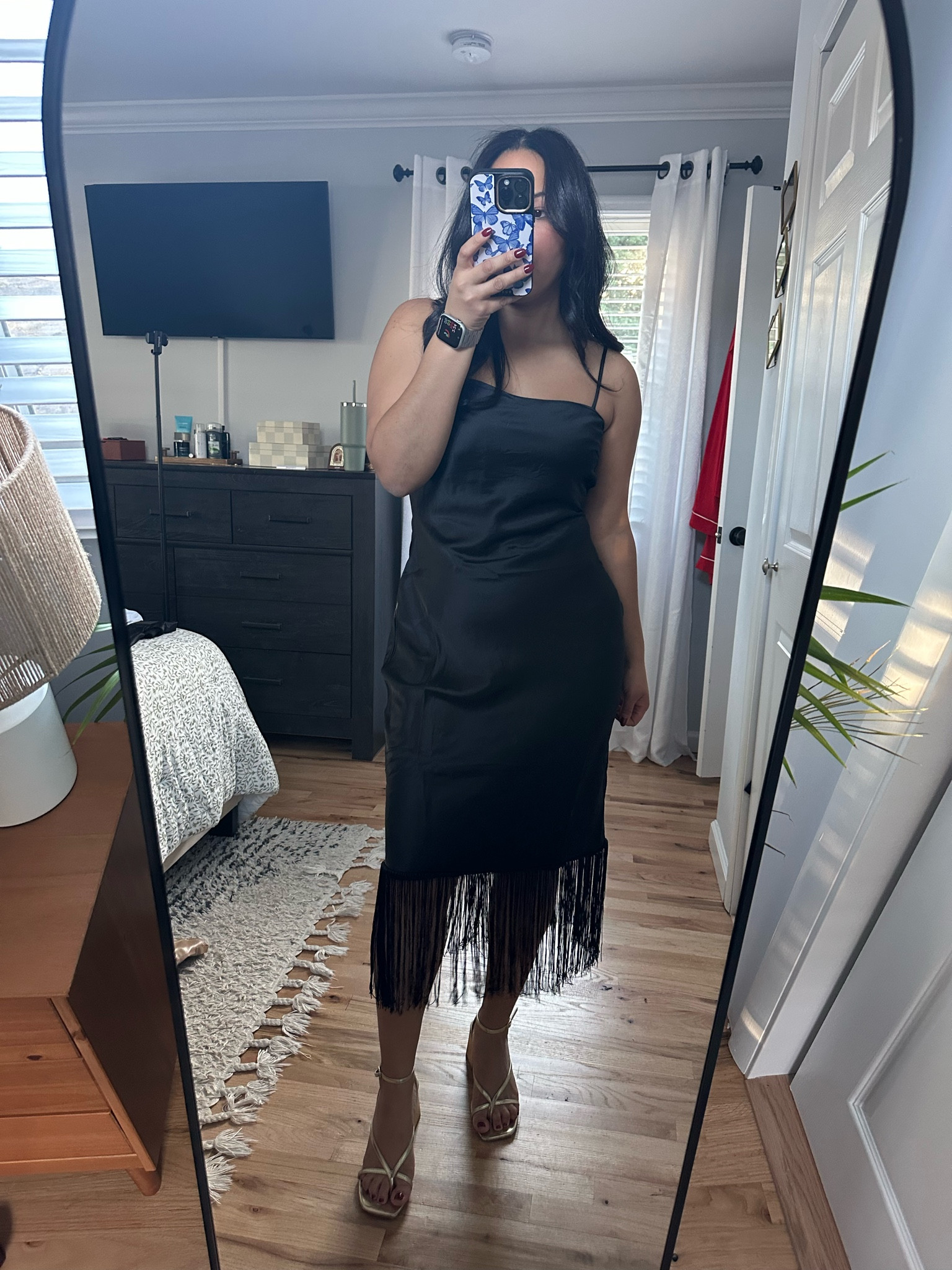 This satin fringe ball dress is so fun, I would size up. The straps are adjustable and it has a zipper in the side ISE CODE ANGELASAVE30 

#LTKStyleTip #LTKSeasonal #LTKHoliday