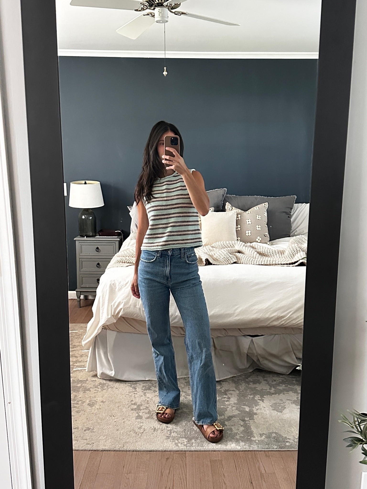 Casual office outfit of the day

Mom style, Abercrombie style, Abercrombie sweater, Abercrombie jeans, Abercrombie denim, office style, casual work style, mom outfit

#LTKgrwm #LTKootd #LTKWorkwear