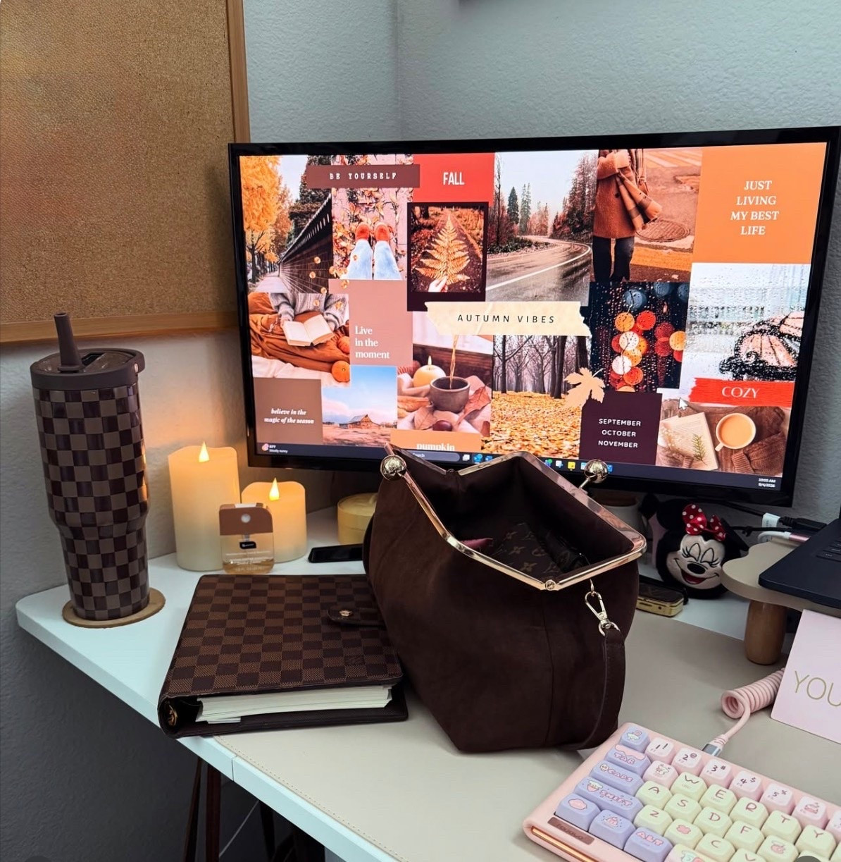 My cozy WFH

#LTKdayinmylife #LTKmorningroutine #LTKselfcare