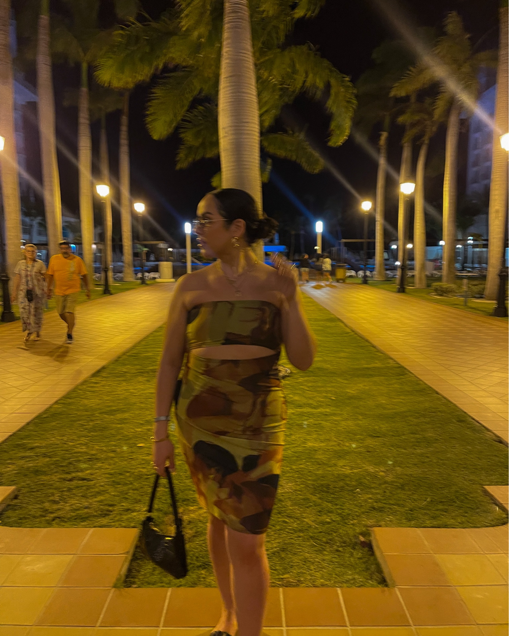 Vacation night out🌴