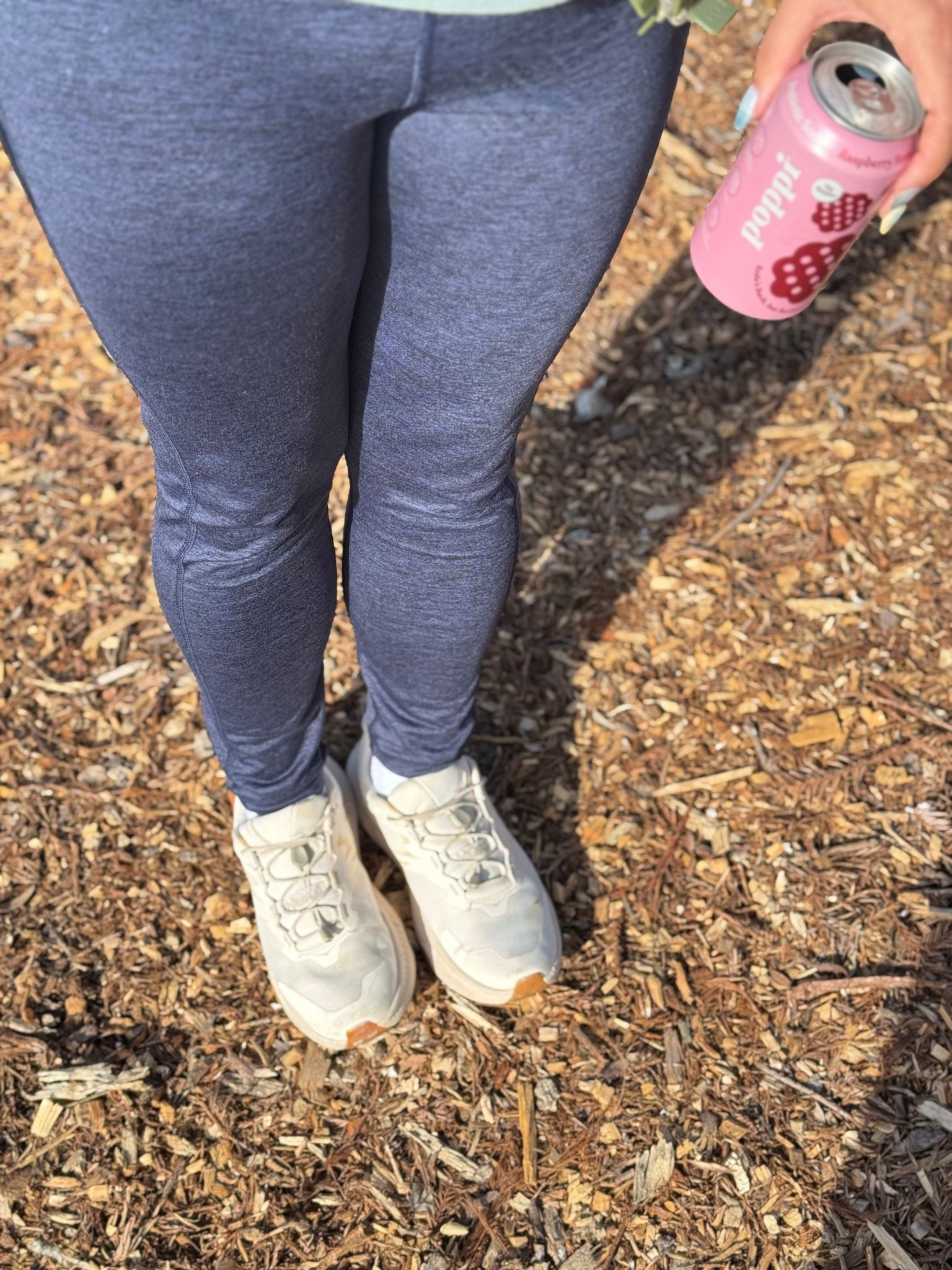 Running shoes! And favorite soda drink for gut health! 

Hoka transport
POPPI soda drinks
Oldies Aerie offline Gym Leggings

#LTKselfcare #LTKdayinmylife #LTKfitnessgoals