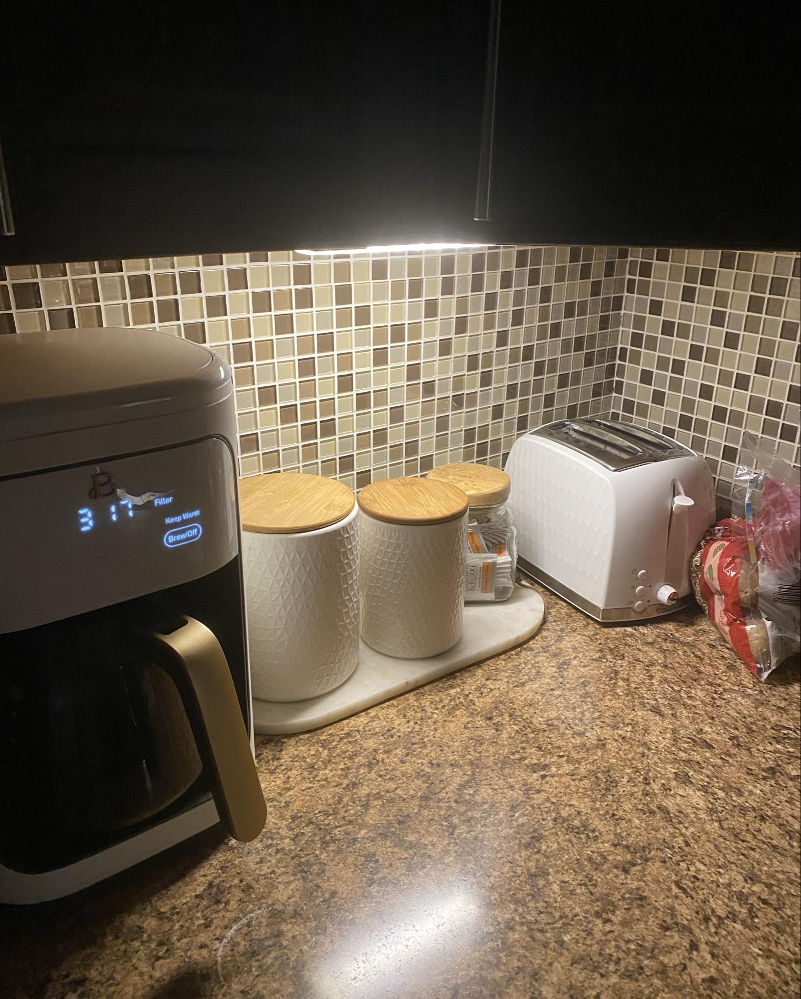 10/10 recommend these under-the-cabinet motion censored lights💡

They’re super easy to install and really discreet - being rechargeable is also so handy! 

 

#LTKFindsUnder50 #LTKHome #LTKGiftGuide