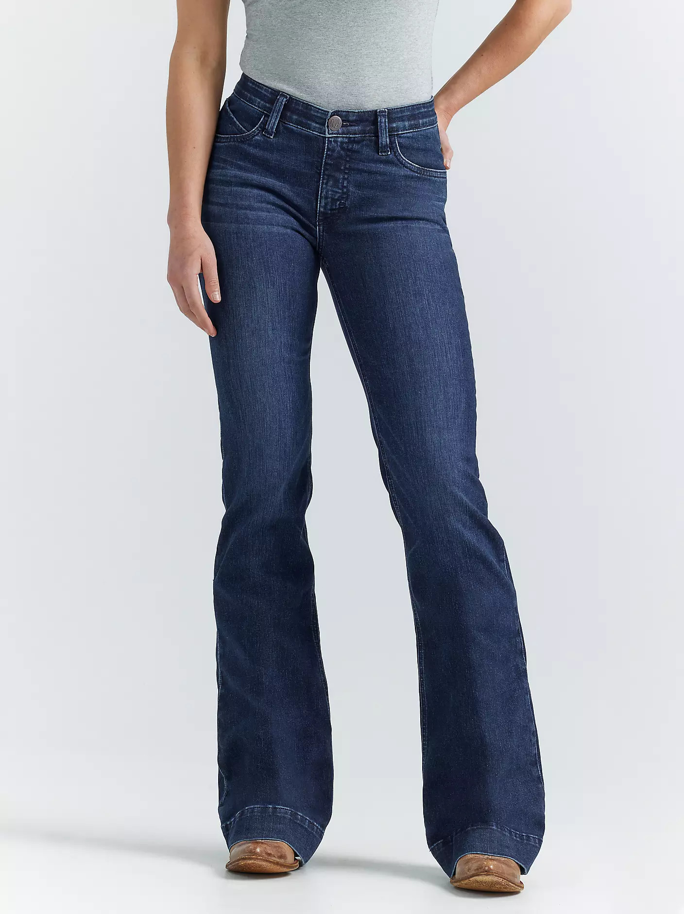 Women's Wrangler Ultimate Riding Jean Willow Mid-Rise Trouser | Wrangler