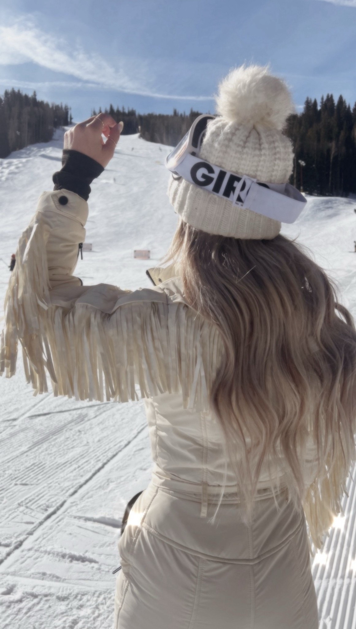 Cutest fringe snowsuit for a day on the slopes 🎿

Snowboard outfit, snowsuit, beanie, snow outfit, snowboard, fringe snowsuit, ski outfit 

#LTKFindsUnder100 #LTKSeasonal #LTKootd