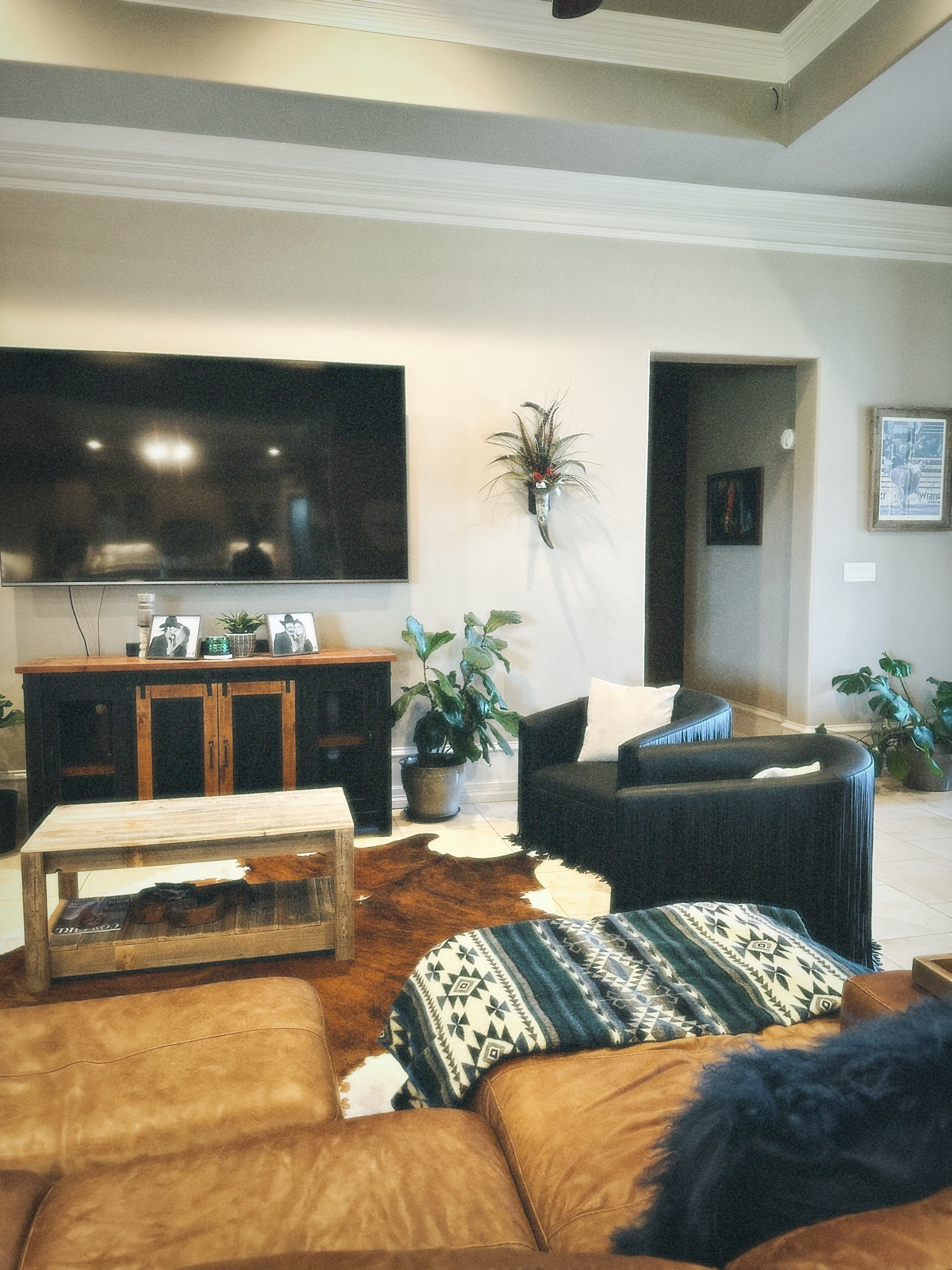 western inspired living room decor 🤍🍓🍯

#LTKStyleTip #LTKSummerSales #LTKHome