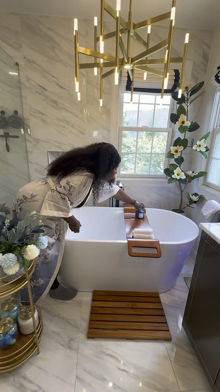 BLUEtiful bathroom vibes

#LTKHome #LTKSaleAlert