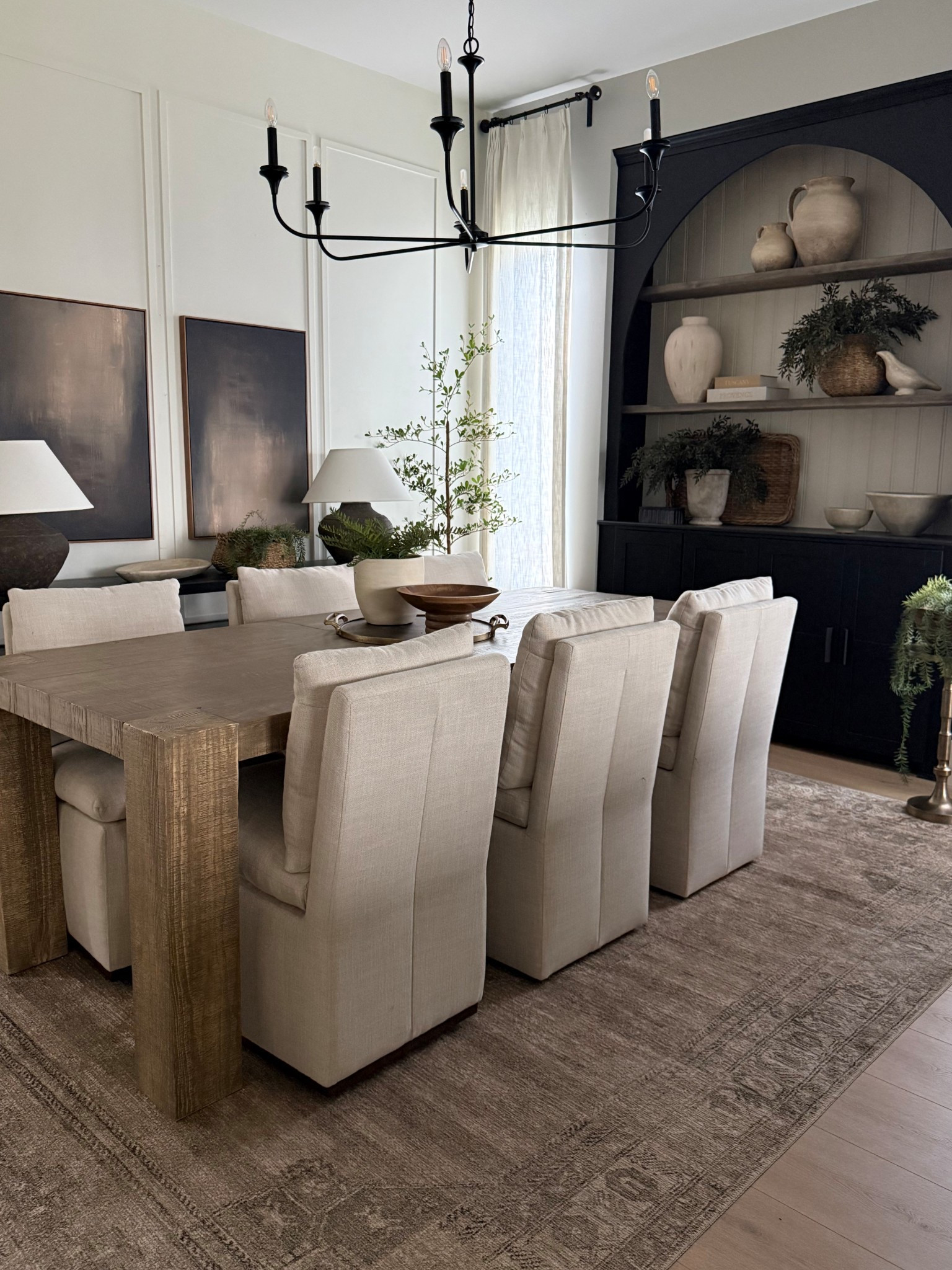 Dining room: neutral Spring.
No regrets with our new dining table and chairs..still in love! 