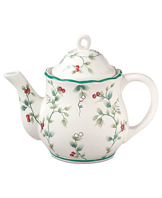 Winterberry Holiday Teapot - Macy's | Macy's
