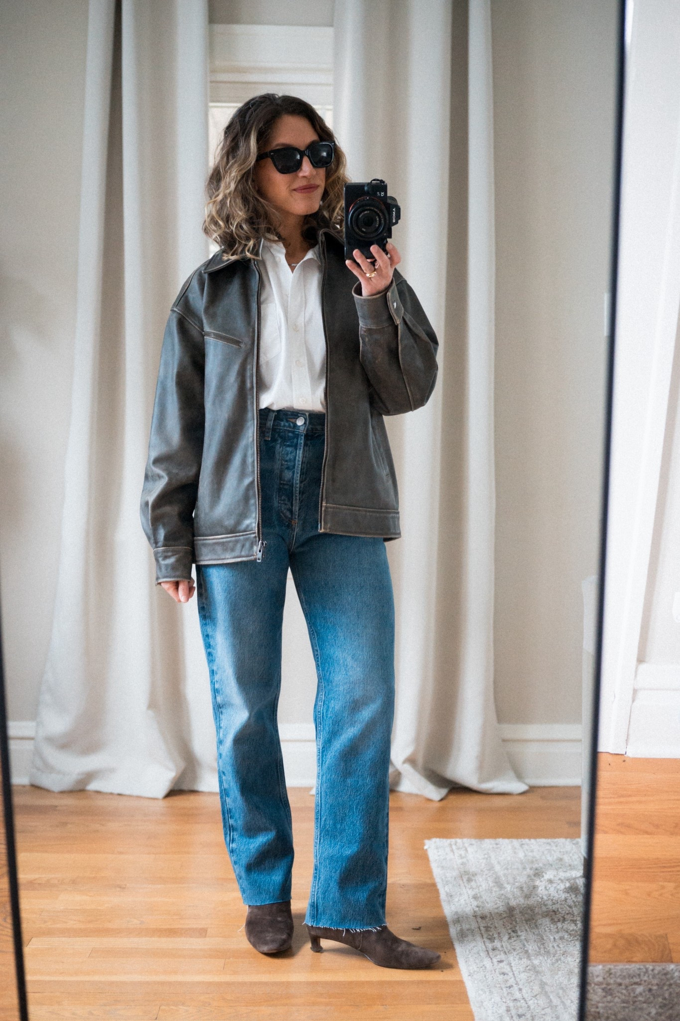 One Base Four Ways: March

Gap button down, XS, TTS, fits oversized. Quince leather jacket, XS, TTS, fits oversized. Madewell boots, sold out, linked leather ones  

#LTKspring #LTKspringtrends #LTKOver40