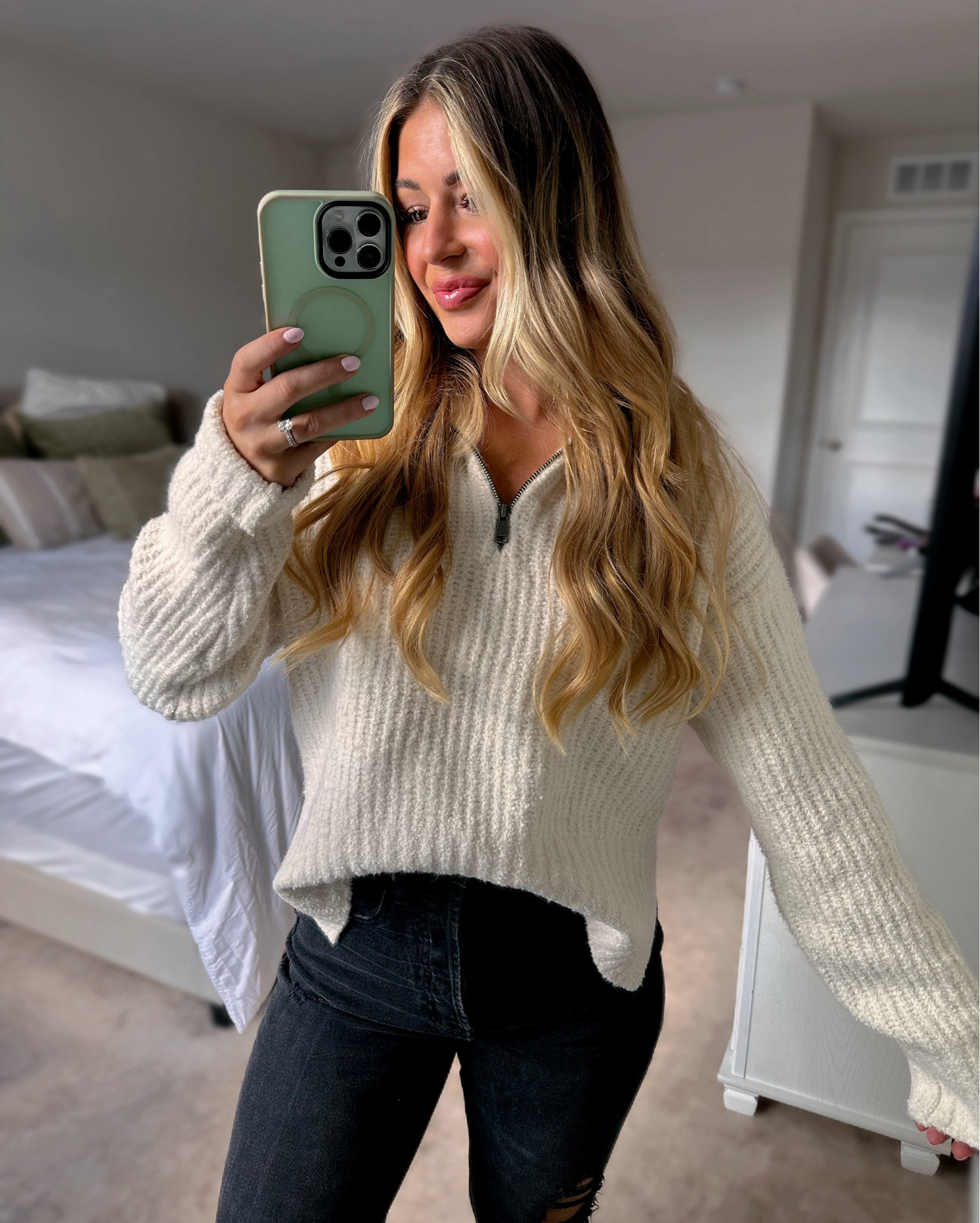 TARGET CASUAL OUTFIT INSPO🍂🍁
Last day of the 30% off all sweaters, sweatshirts & bottoms! Styling a couple of my favorite pieces! Great fall outfit ideas! 



@target

#chunkysweater #falloutfitinspo #fuzzysweater #outfitideas4you #casualoutfitinspo #casuallooks #leatherpants #targetjeans #sharemytargetstyle #targetoutfit #dailyoutfitinspo #newattarget #wildfabletarget #targetmusthaves #targetmademedoit #targetfashionfinds #momstyle #curvyoutfits #targetstyles #Itkfallstyle #falloutfitideas

#LTKSeasonal #LTKSaleAlert #LTKU