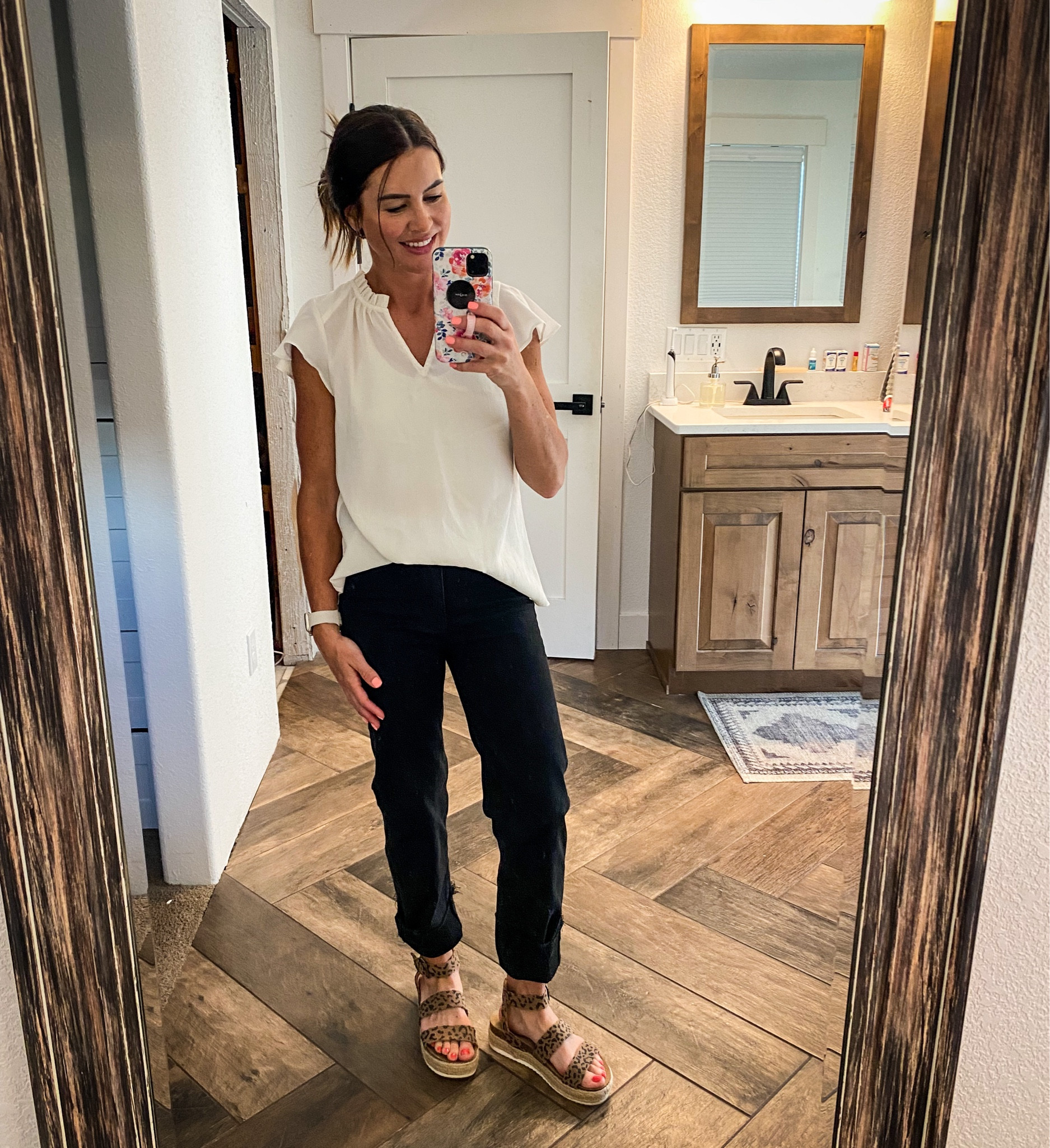 These black jeans are 👌🏻

#LTKhome #LTKfamily #LTKbeauty