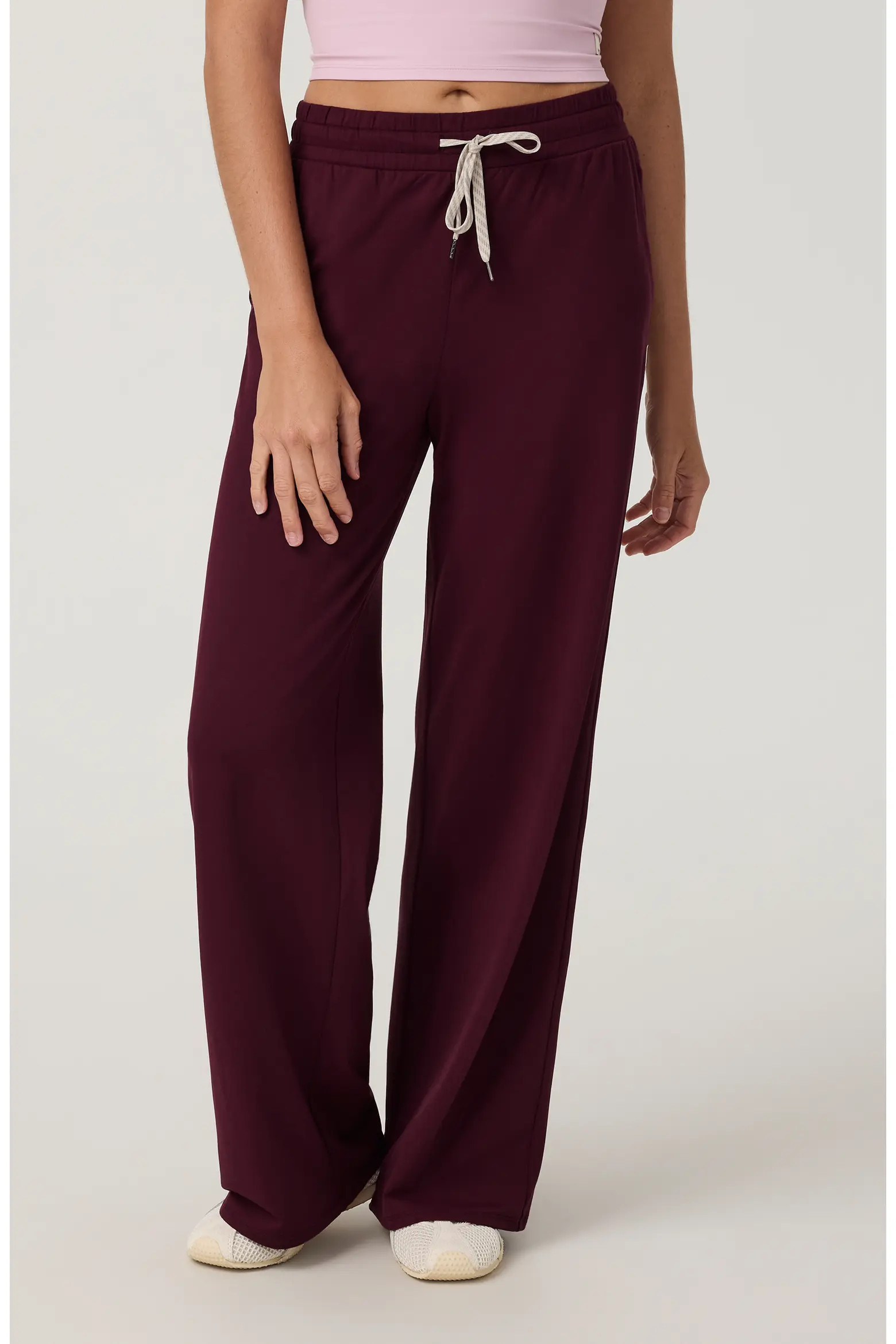 Vuori Halo Essential Wide Leg Sweatpants (Women) | Nordstrom | Nordstrom