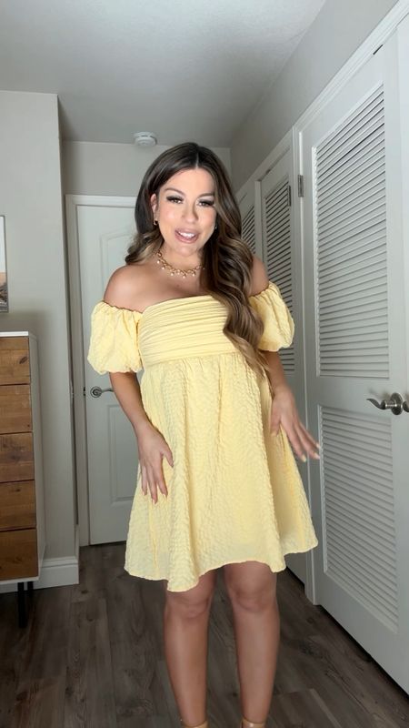 Obsessed with this yellow mini dress from Abercrombie. Wearing xs petite.
Lined with shorts underneath

Abercrombie style
Abercrombie dress
Yellow dress
Vacation dress
Mother’s Day dress
Spring outfit
Bridal shower dress
Baby shower dress


#LTKsalealert #LTKwedding #LTKVideo