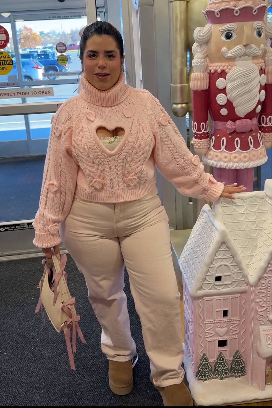 The cutest pink sweater ever with the heart cutout 💗🎀 

#LTKStyleTip #LTKMidsize #LTKHoliday