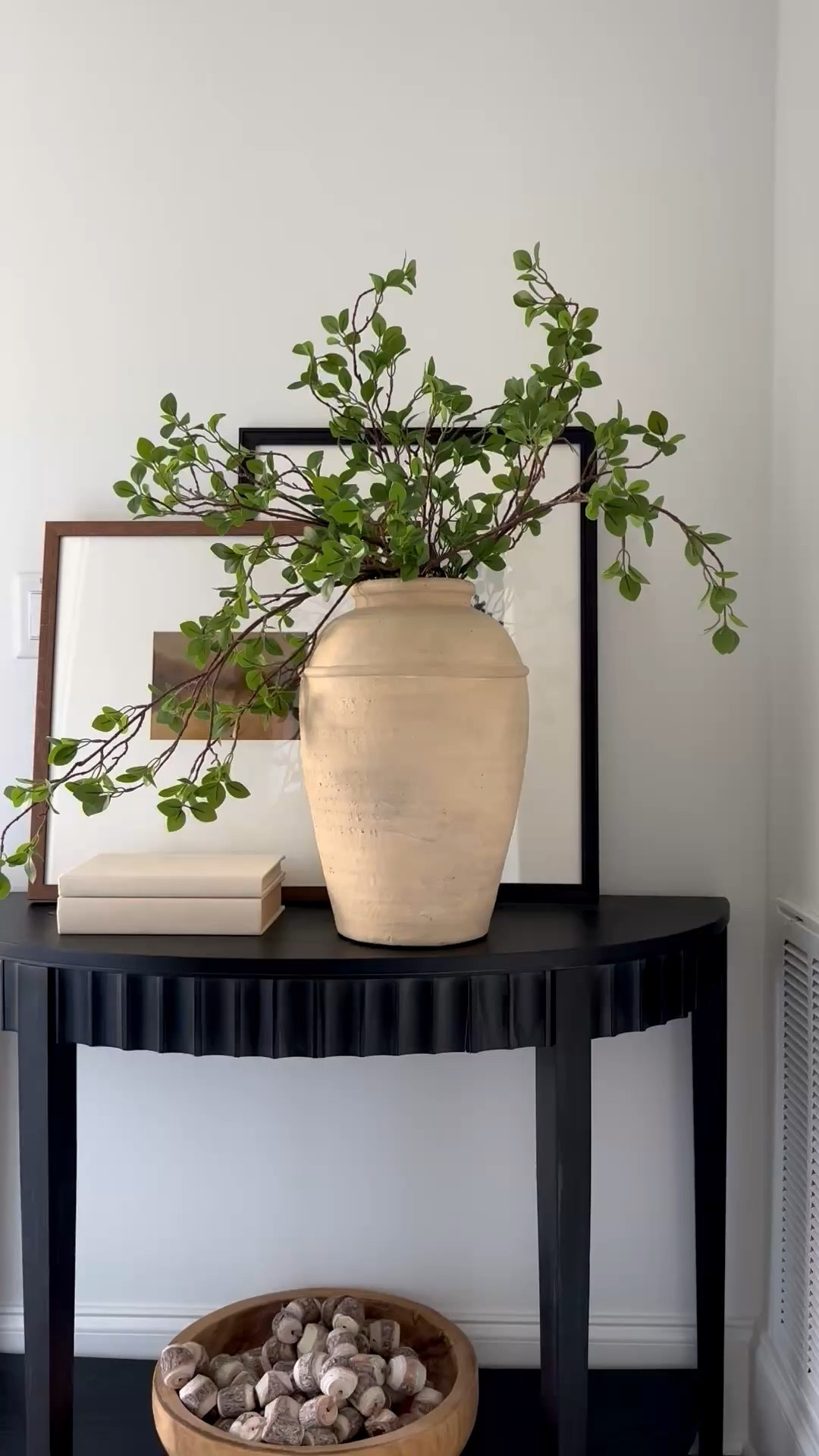 Perfect small rounded console for a hallway or entryway 


#LTKHome #LTKdayinmylife