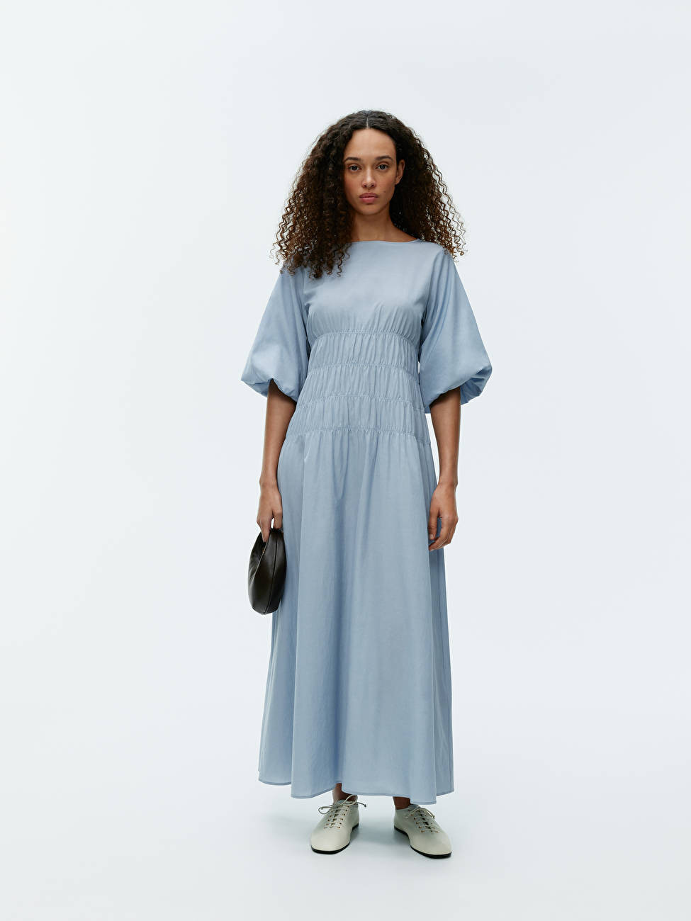 Robe longue à manches courtes | ARKET (EU)