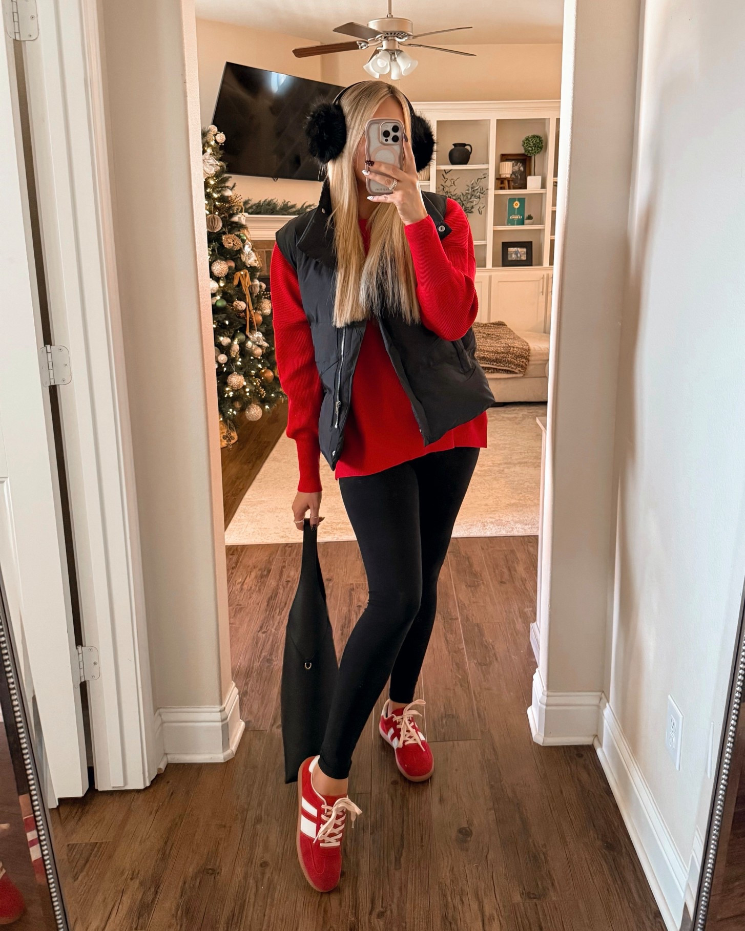 Easy Amazon winter outfit
Black leggings outfit
Vest

#LTKootd #LTKHoliday #LTKFindsUnder50