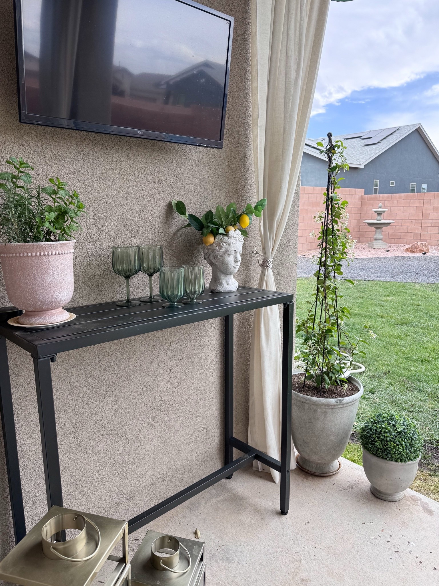 Helloooo… outdoor bar table happiness!
This beauty was so quick and easy to assemble and makes a big statement in my backyard summer space 🤍

#LTKdayinmylife