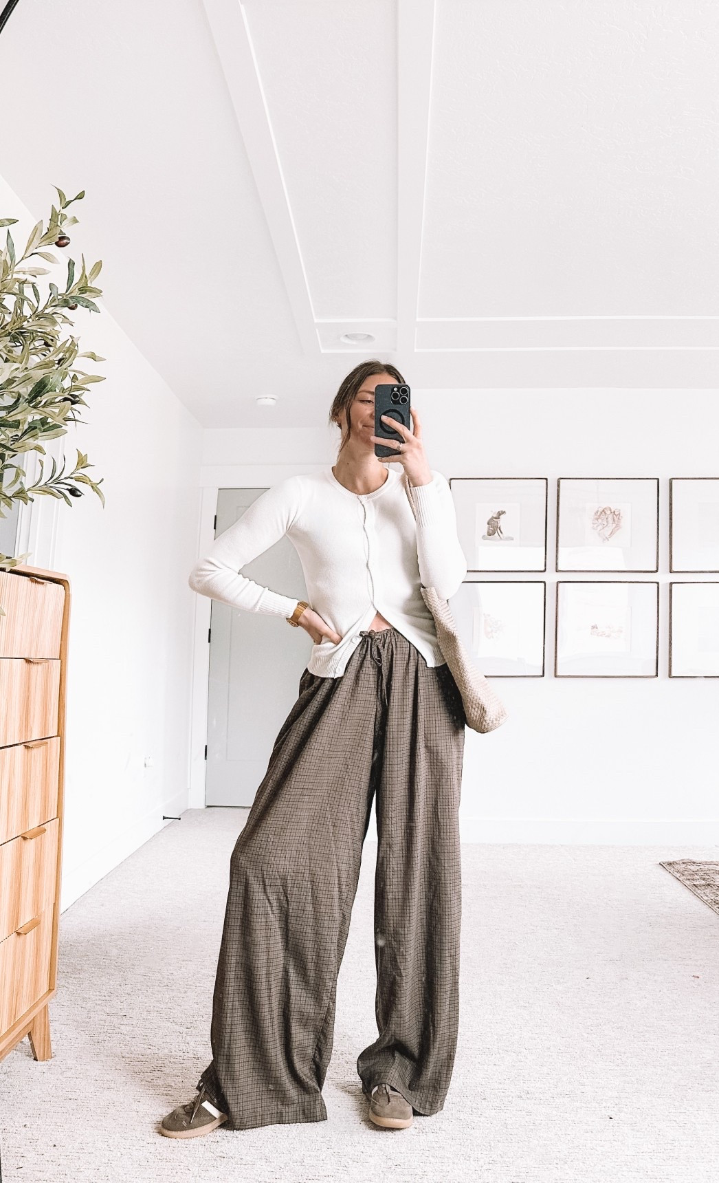 Pants: 0, top: 4

#LTKgrwm #LTKootd #LTKmomlife