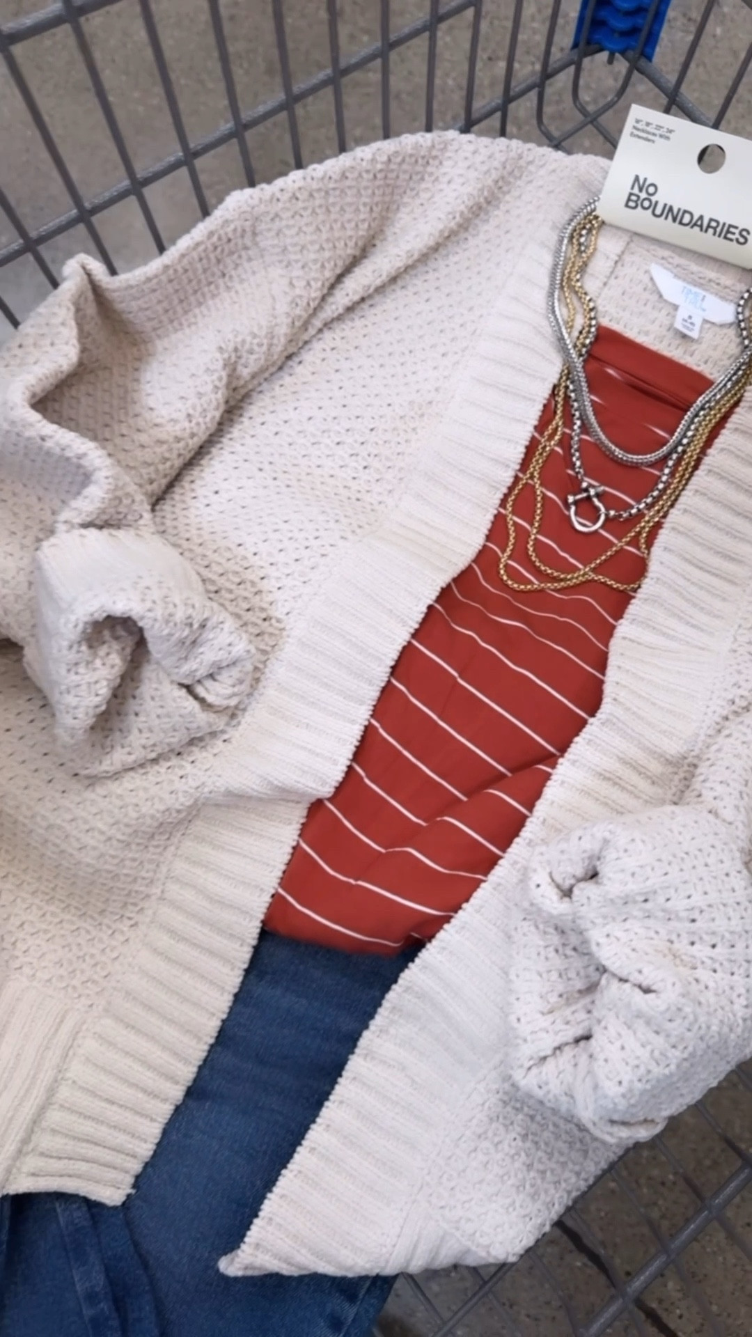 #walmartpartner 
Casual Fall outfit idea. 
Tee/ XS (runs roomy)
Cardigan/ medium
Jeans/6 (run big, size down if between)
#walmartfashion @walmartfashion @walmart 
#LTKSeasonal #LTKStyleTip