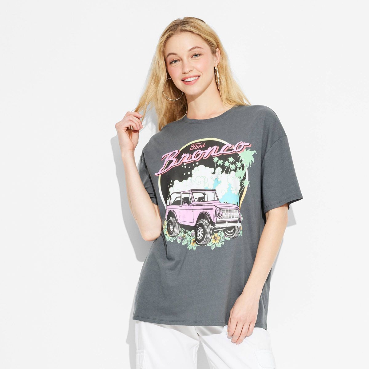 Women's Bronco Colorful Beach Oversized Short Sleeve Graphic T-Shirt - Gray | Target