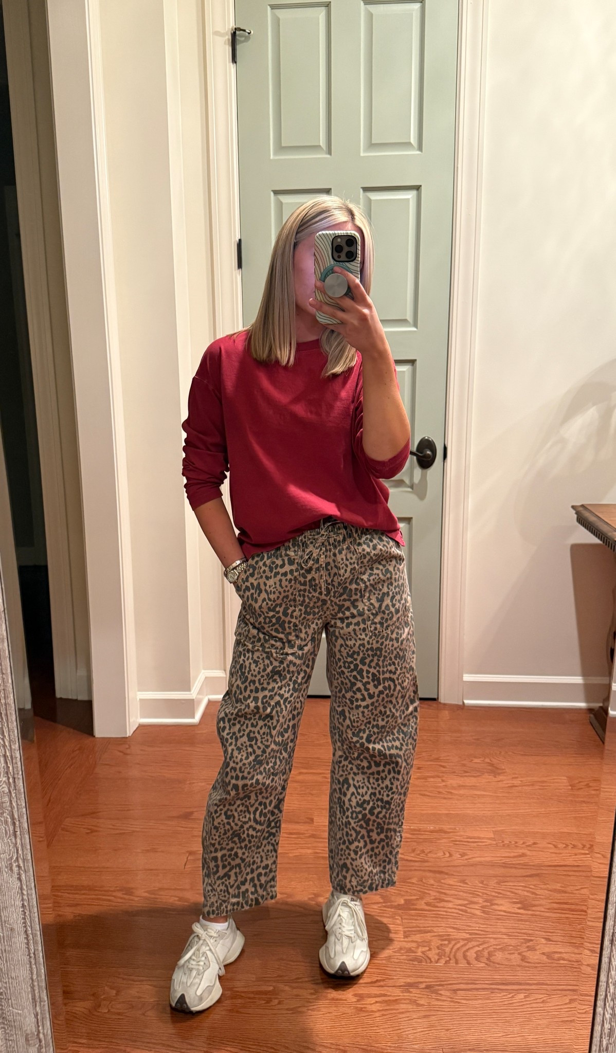 Top + barrel pants on sale now!!! Gap and old navy have a choke hold on me 😫

#LTKFindsUnder50 #LTKSaleAlert #LTKWorkwear