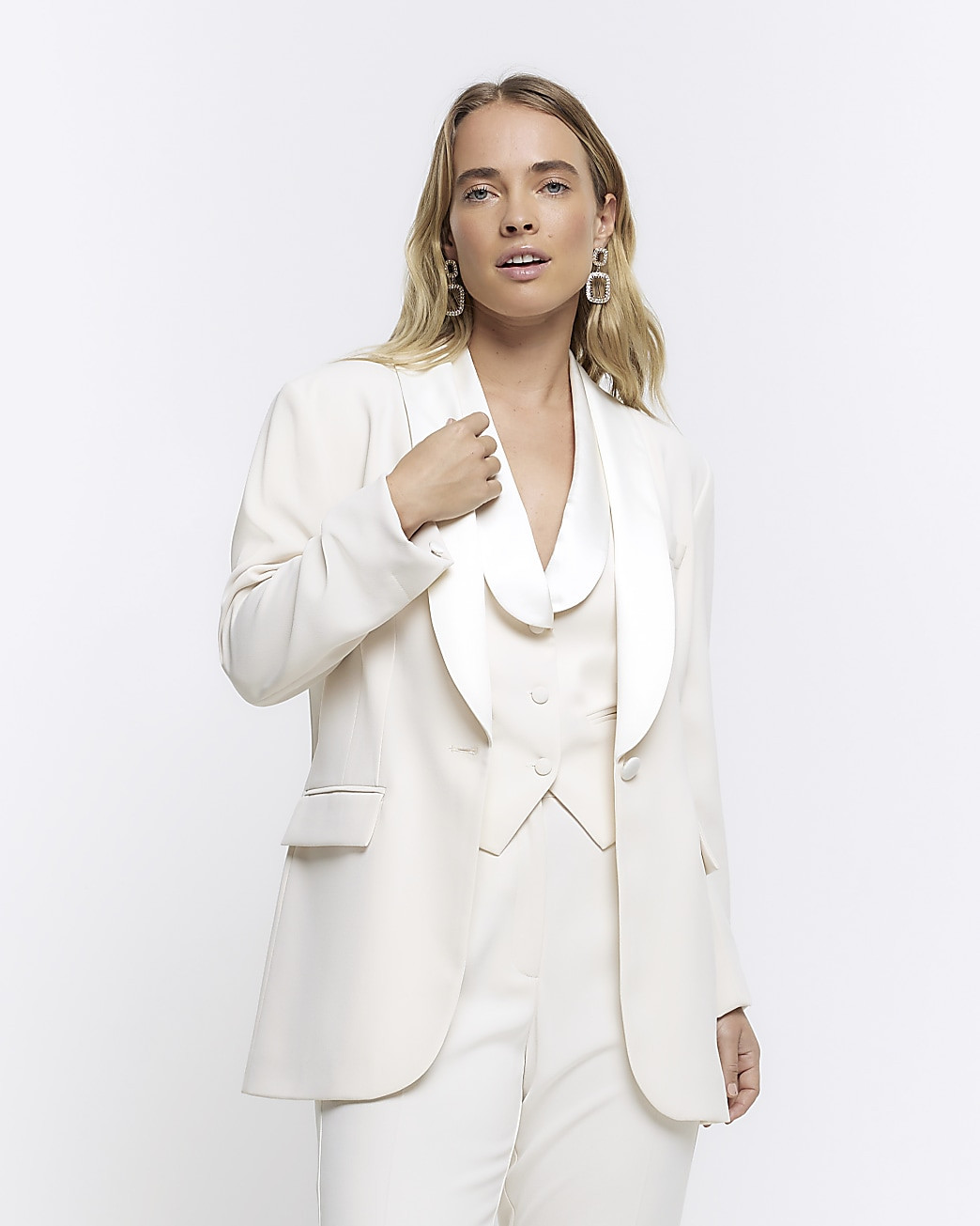 Cream shawl collar tux blazer | River Island (UK & IE)