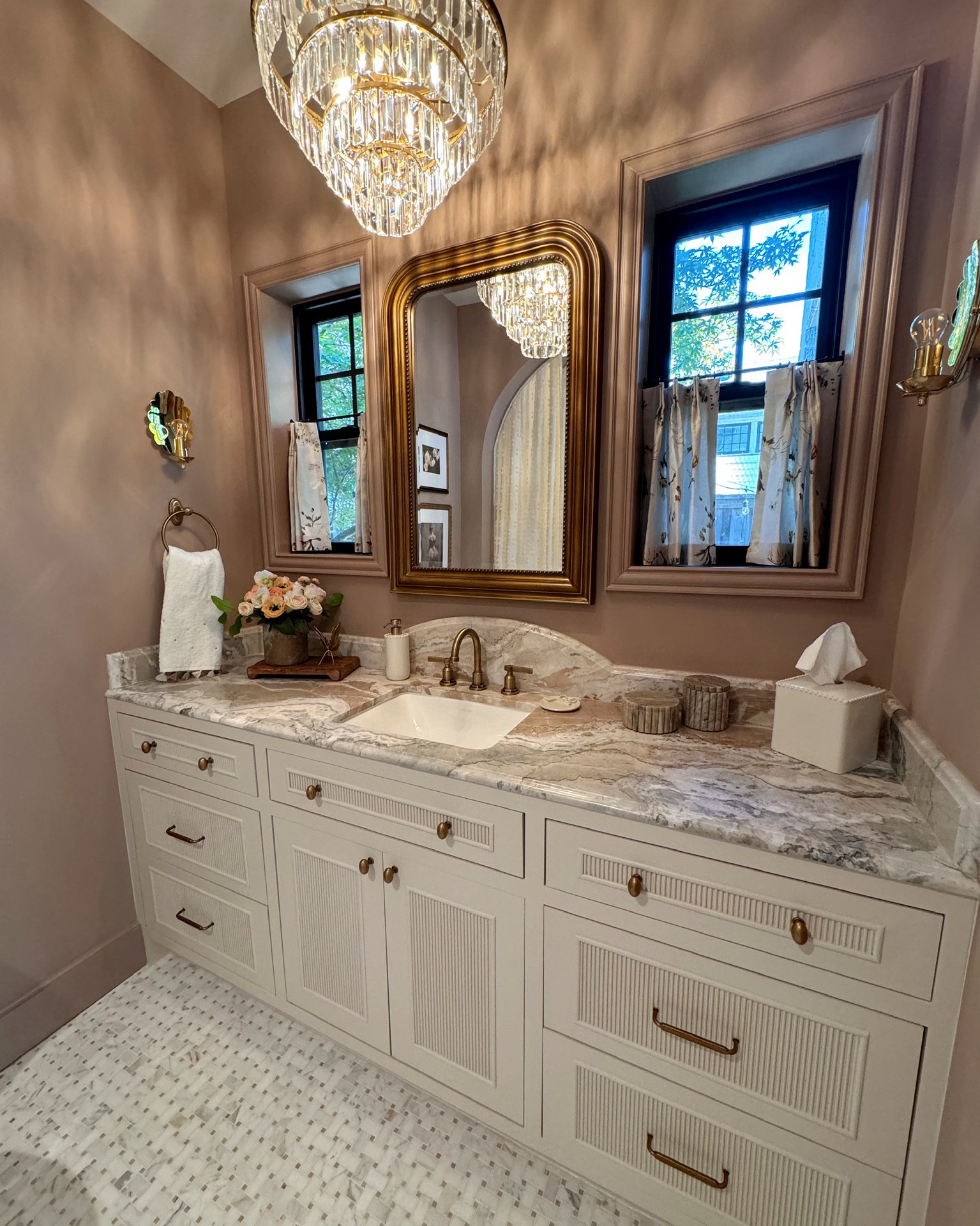 Baby girl’s bathroom decor reveal❣️

The curtain fabric is via Kelly Ventura. The towels & bath mat are ZARA Home (linked similar). The  chandelier is RH Kids (linked similar) & the sconces are Nickey Keyhoe (linked similar). 

Paint colors are Benjamin Moore- Whispering Woods on the walls & Sherwin Williams- Natural Linen on the vanity.

#LTKHome