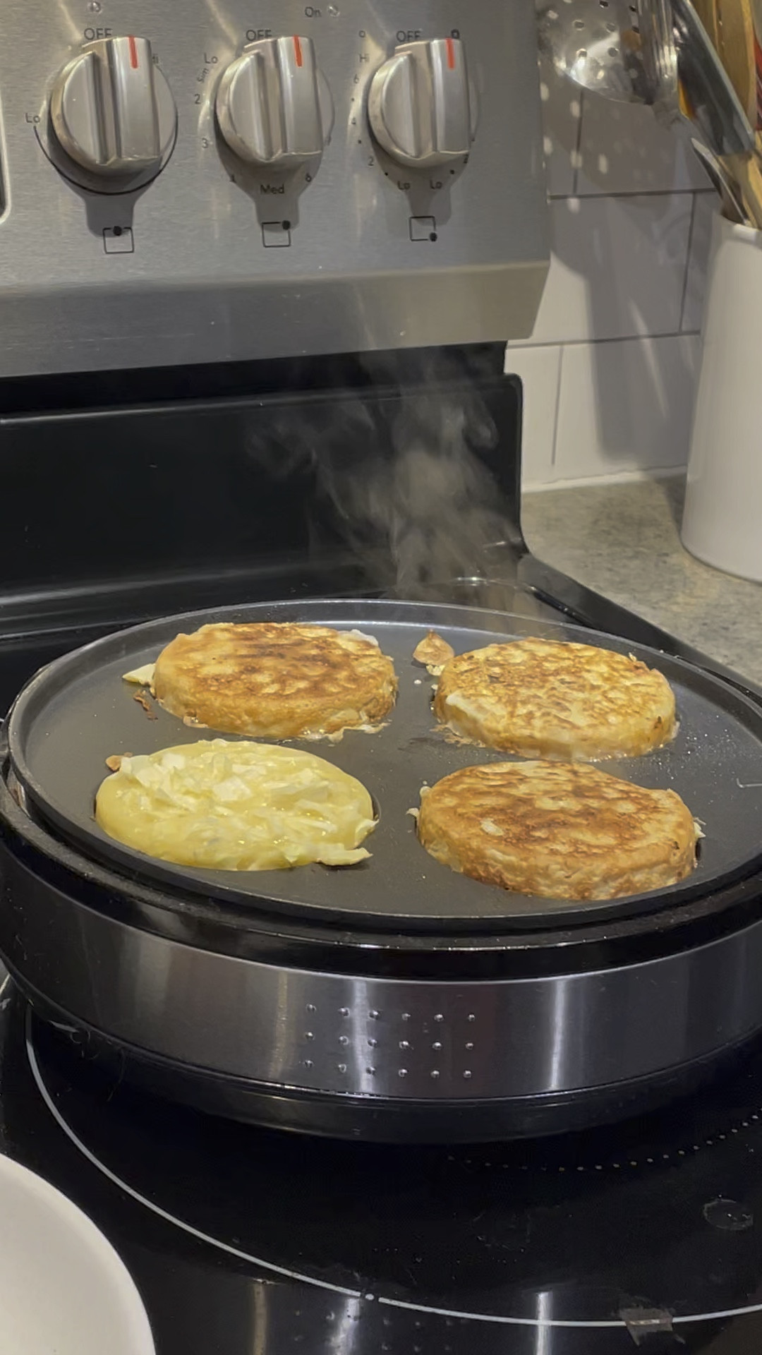 3 in 1 electric grill for baking and japanese food like takoyaki, okonomiyaki  

#LTKGiftGuide #LTKVideo #LTKHoliday