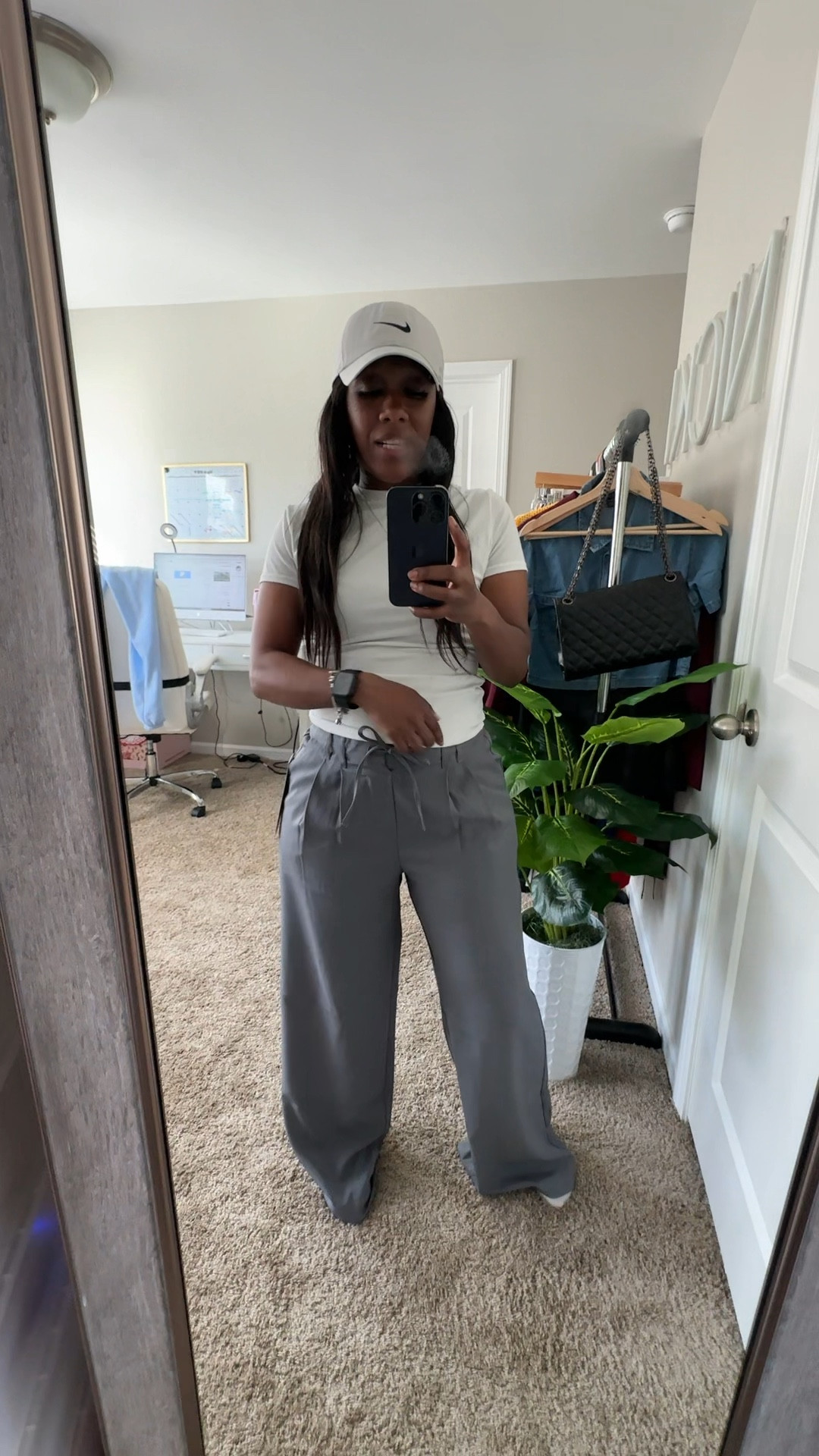 High rise pleated trousers with a fitted white tee

#LTKOver40 #LTKFindsUnder50 #LTKStyleTip