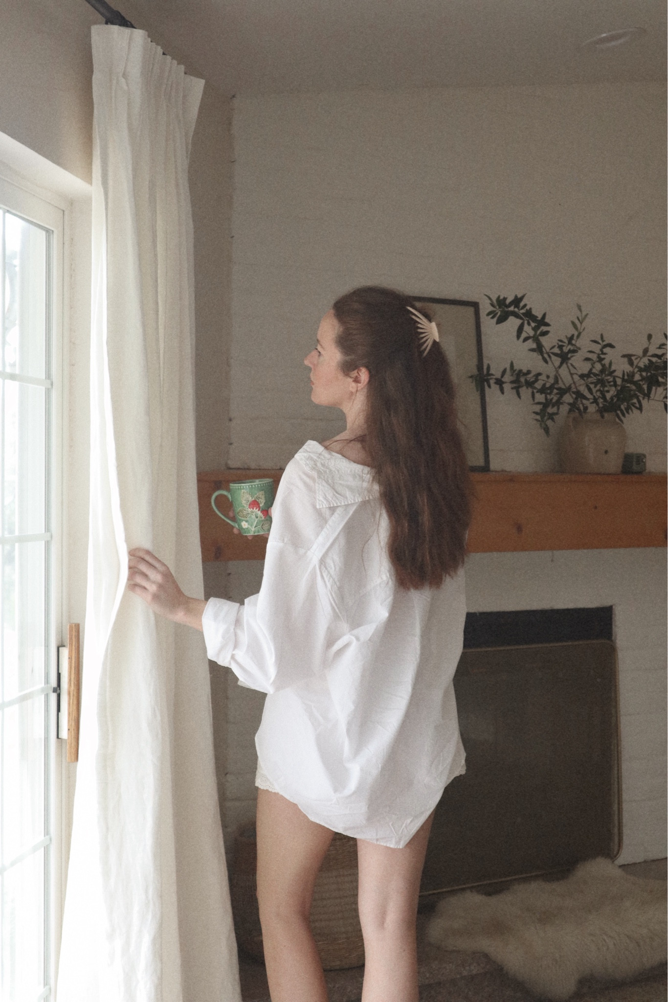 #ad | We are slowly completing our house, and one of the details that always makes a home look complete are curtains.  @twopagescurtains helped create these custom curtains for our dining room and living room, and I could not be happier with how they turned out.  Get 15% off your order of custom curtains with my code: JULIAWARREN (link in my bio) #twopageshome 