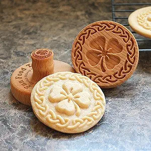 Wood Cookie Stamp, 2.5 Inch (4 Leaf Clover CS-117) | Amazon (US)