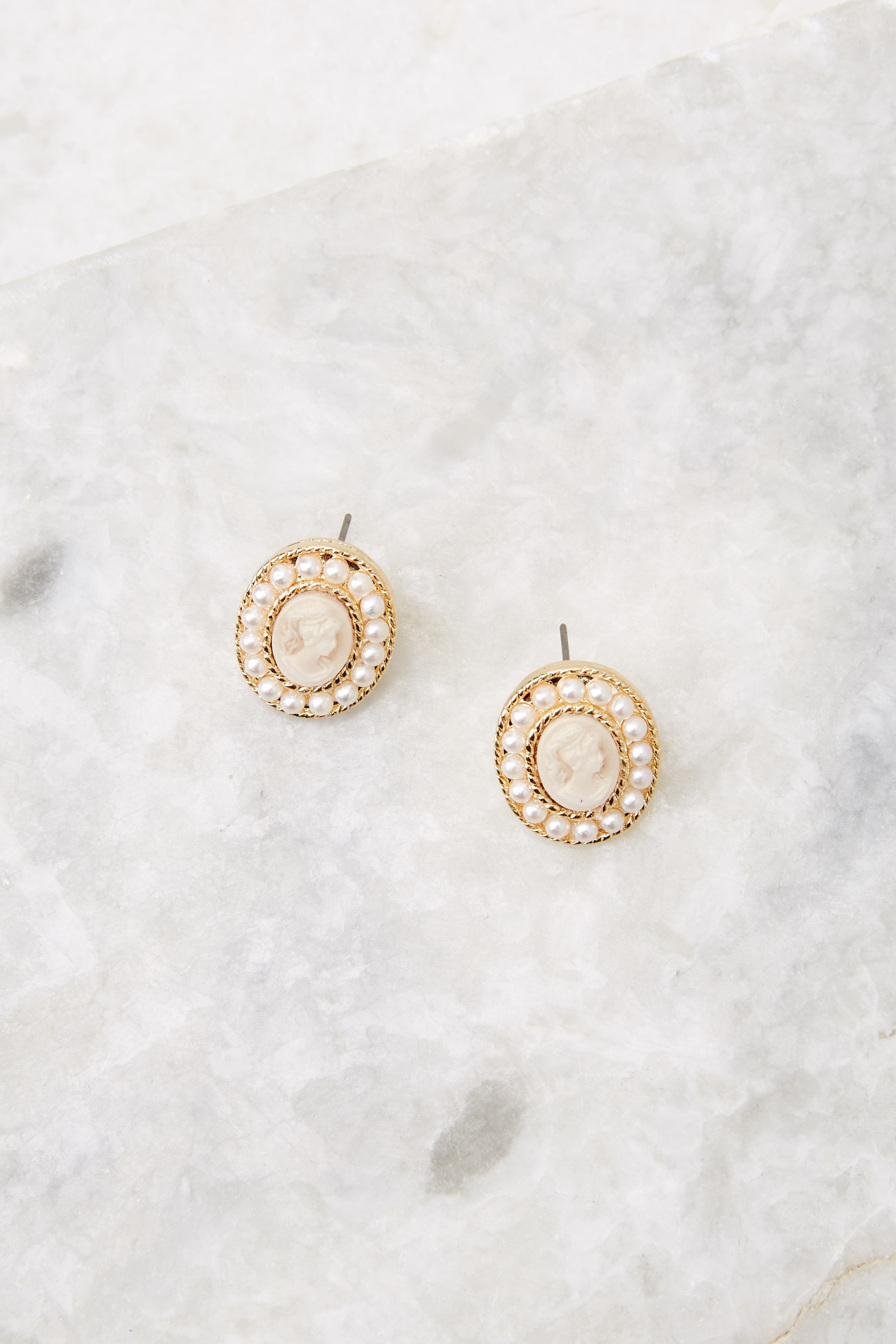 Beautiful Lady Gold And Ivory Cameo Stud Earrings | Red Dress 