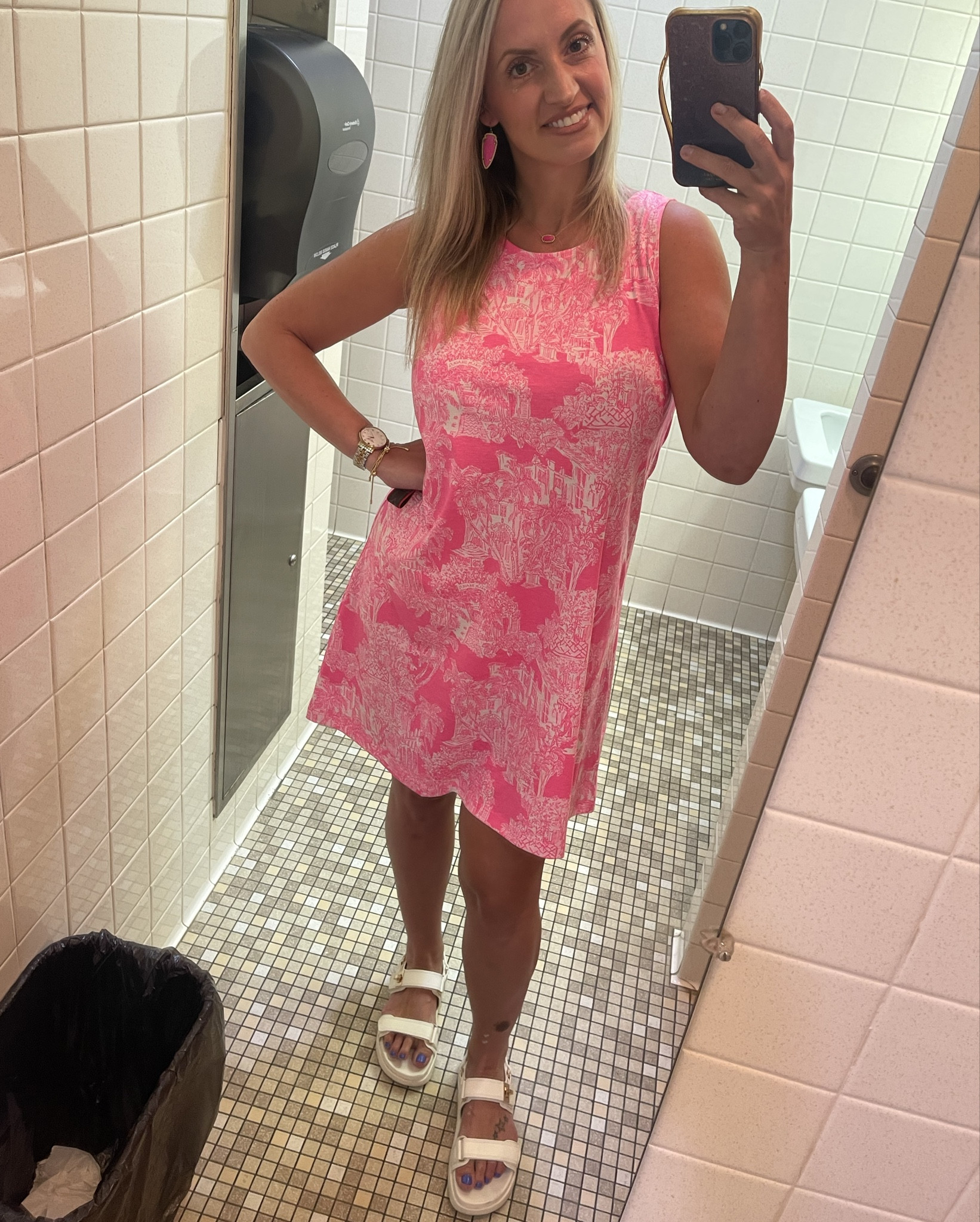 Lilly Pulitzer Kristen Swing Dress in Roxie Pink PB Anniversary Toile

Wearing a size medium  