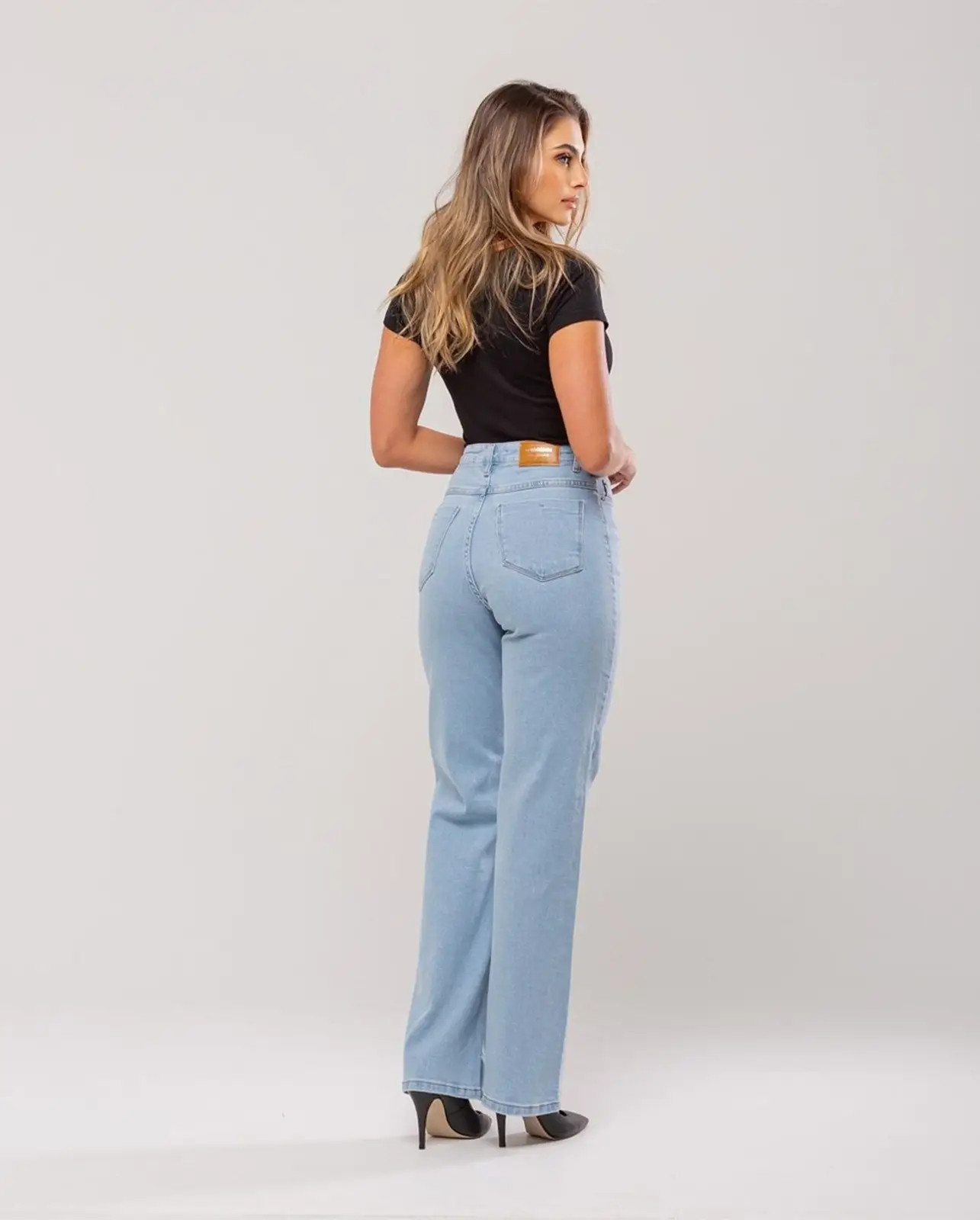 Calça Jeans Wide Leg Feminina Cintura Alta Básica com Elastano 28000 Clara Consciência | Dafiti (BR)