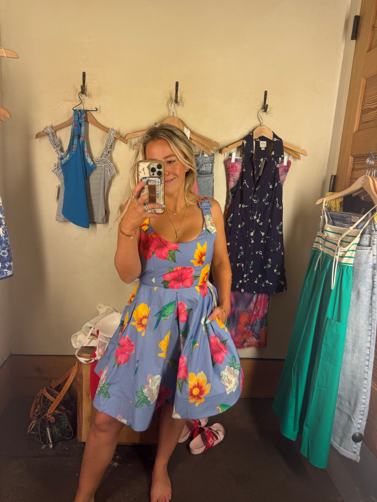 
Code ALI20 for 20% Off $100+ Regular Price Apparel, Accessories, Shoes, Beauty & Home

#LTKOver40 #LTKSeasonal #LTKStyleTip