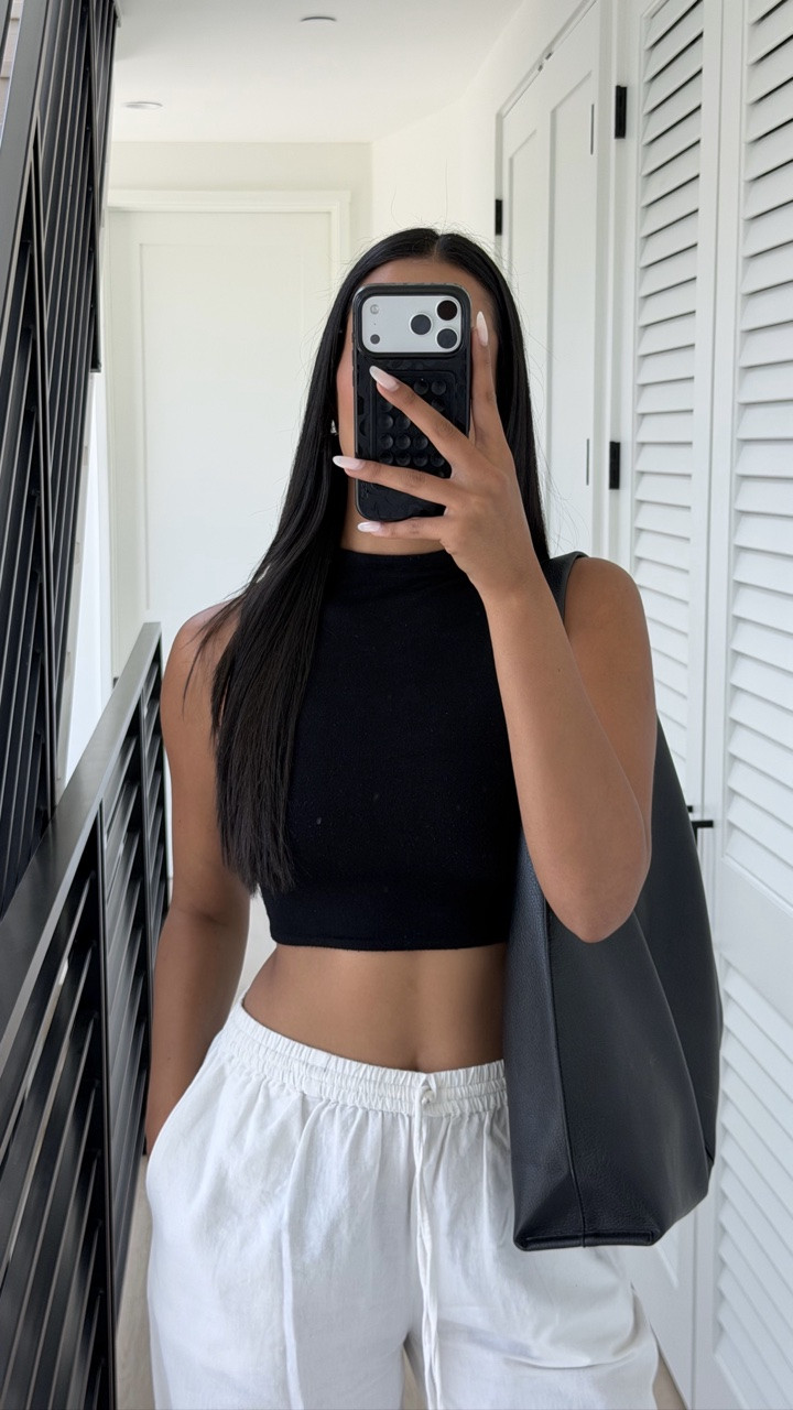 Friday ootd🖤

#outfitideas #styleguide #everydayoutfit

#LTKootd #LTKTall #LTKSeasonal