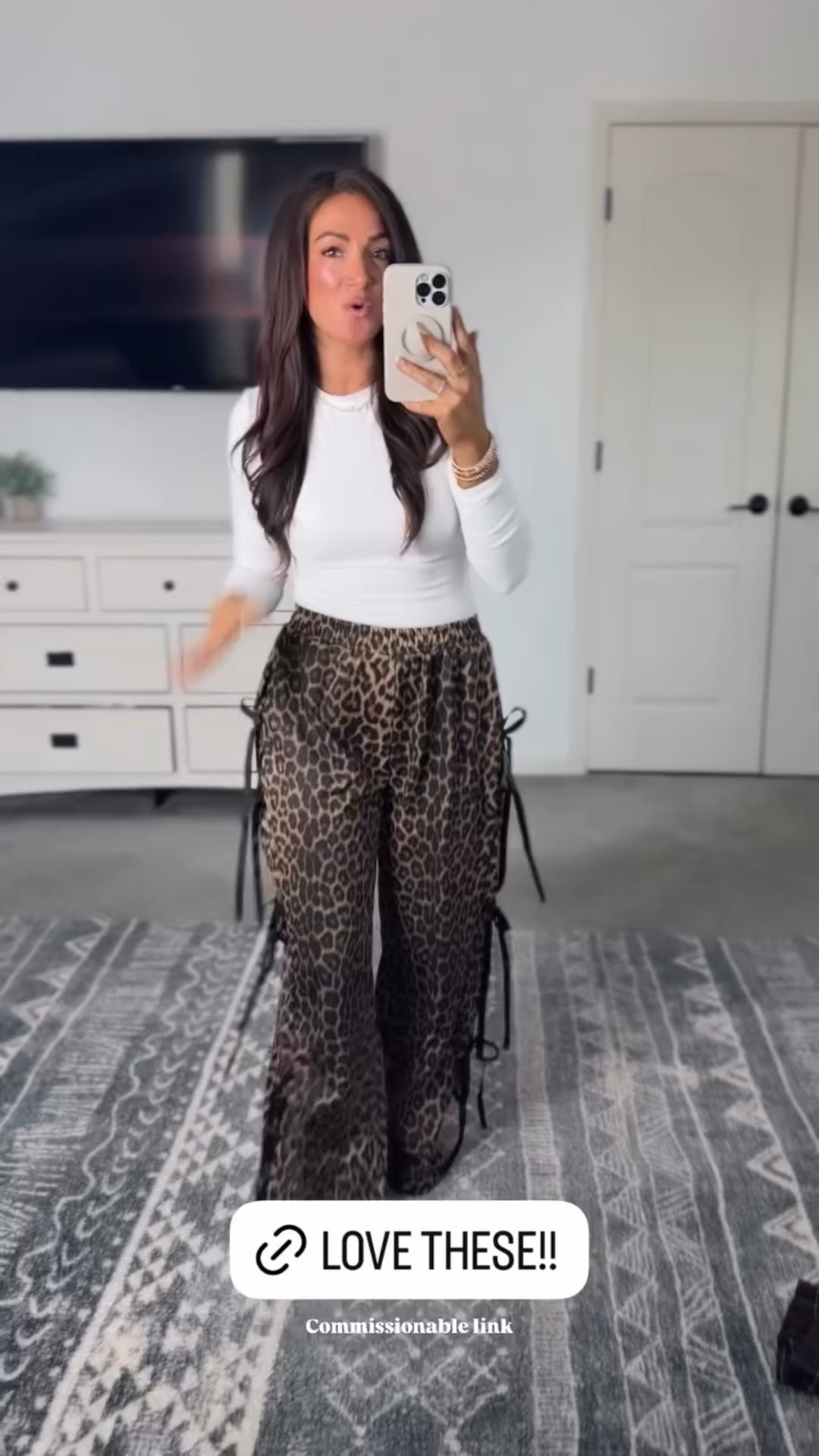 Commissionable link

#LTKFindsUnder50 #LTKPetite #LTKSeasonal