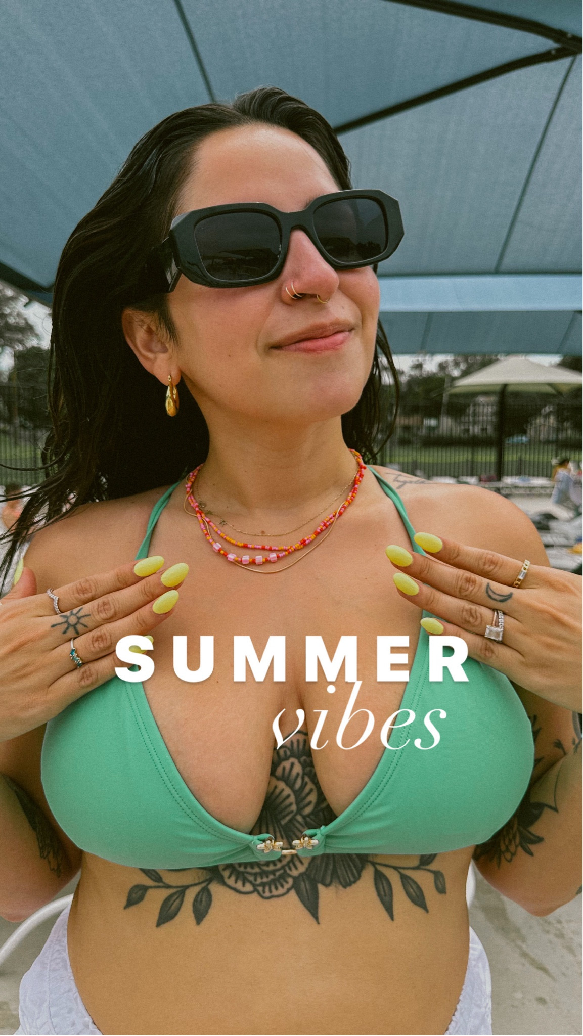 Mamas here for the gold and colorful vibes all summer long 💚✨🌸

#LTKSaleAlert #LTKSeasonal #LTKMidsize