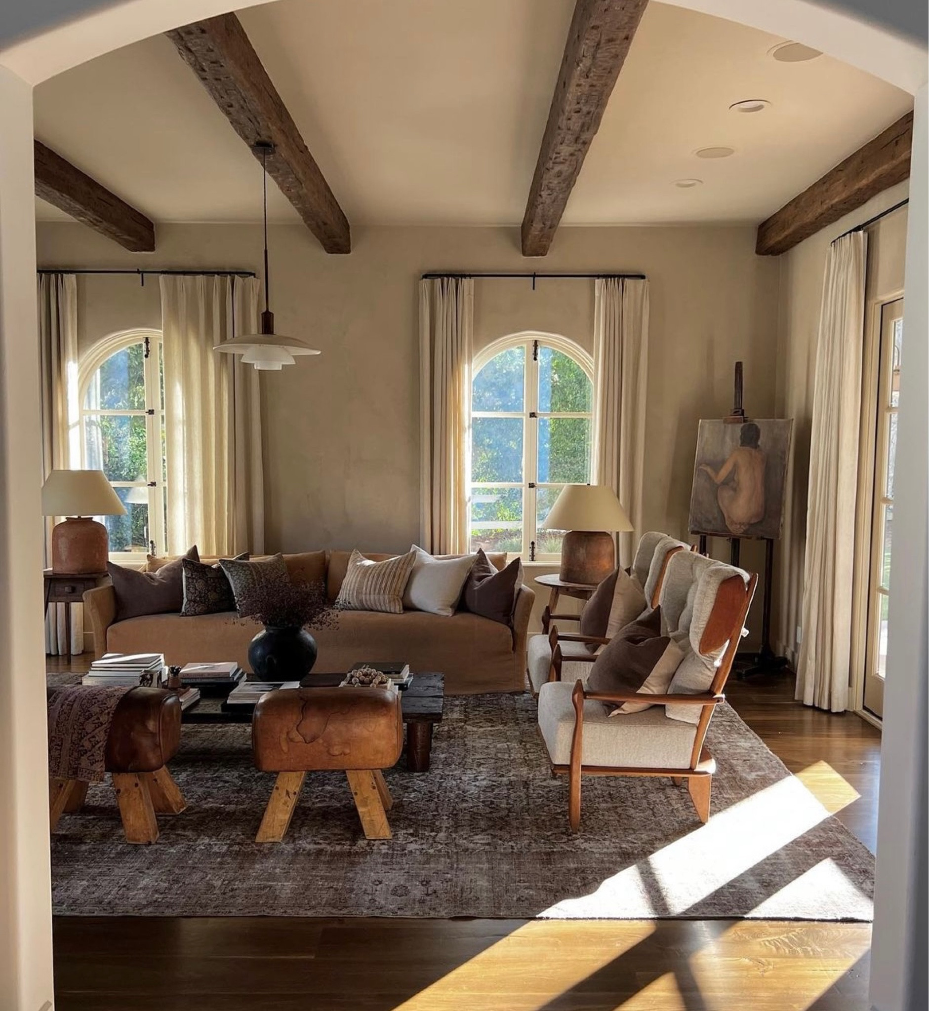 Amber Lewis
Amber interiors
Livingroom
Living room
Living room design
Home decor
Interior design






#LTKSeasonal #LTKFind #LTKhome