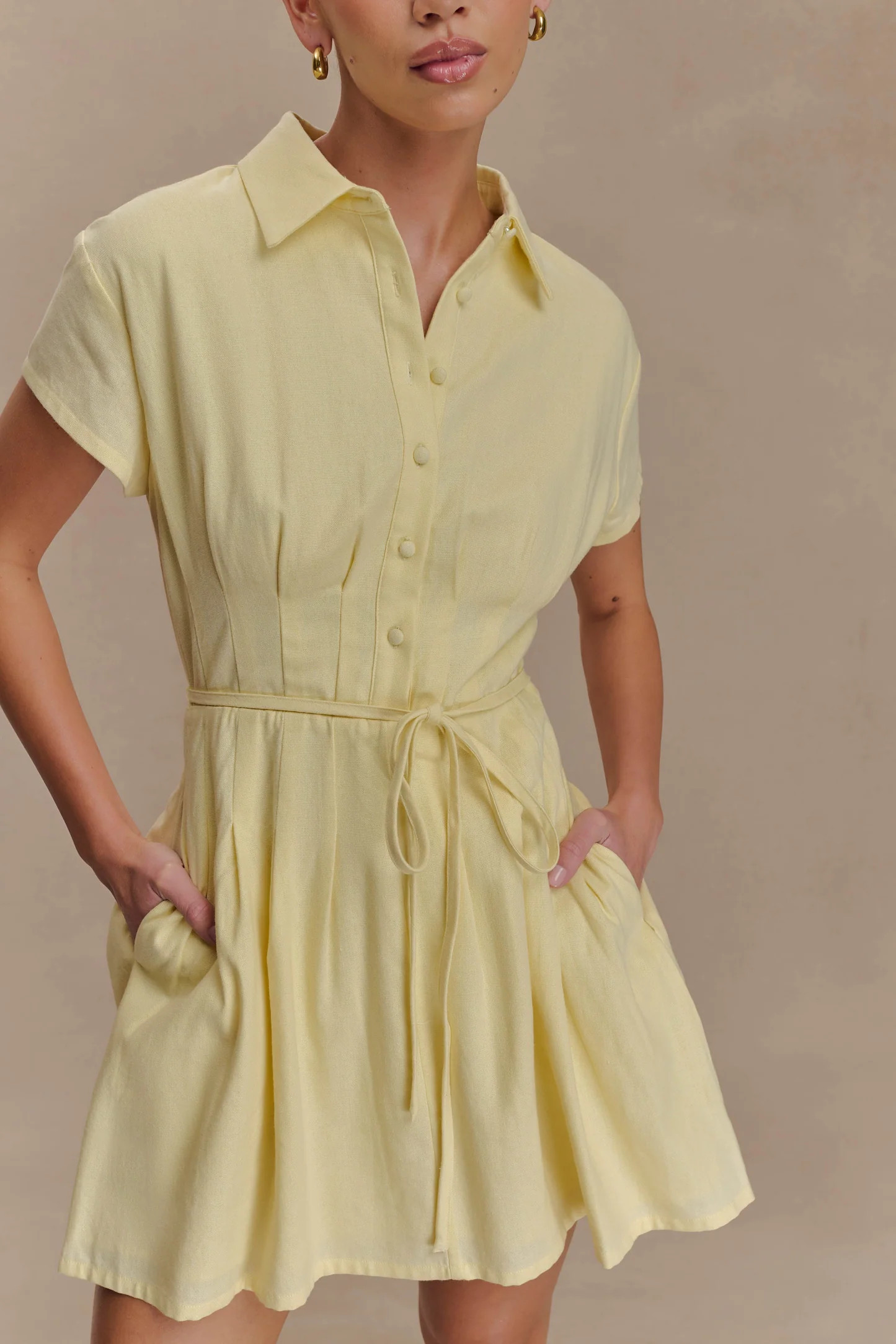Buttoned Linen Mini Dress - Lemon | MESHKI US