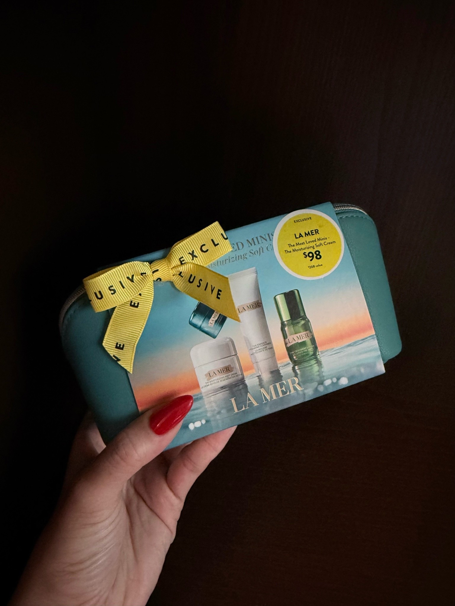 The one skincare set I get every year from the Nordstrom Anniversary Sale is this La Mer one! 

This year’s bag is cute and opens into a flat bag if you’re looking for a smaller travel cosmetics bag to reuse!

#LTKgrwm #LTKBeauty #LTKSaleAlert