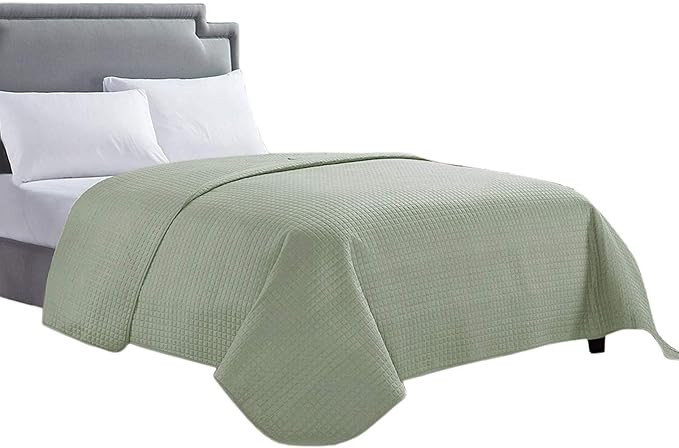 HollyHOME Luxury Checkered Super Soft Solid Single Pinsonic Quilted Bed Quilt Bedspread Bed Cover... | Amazon (US)