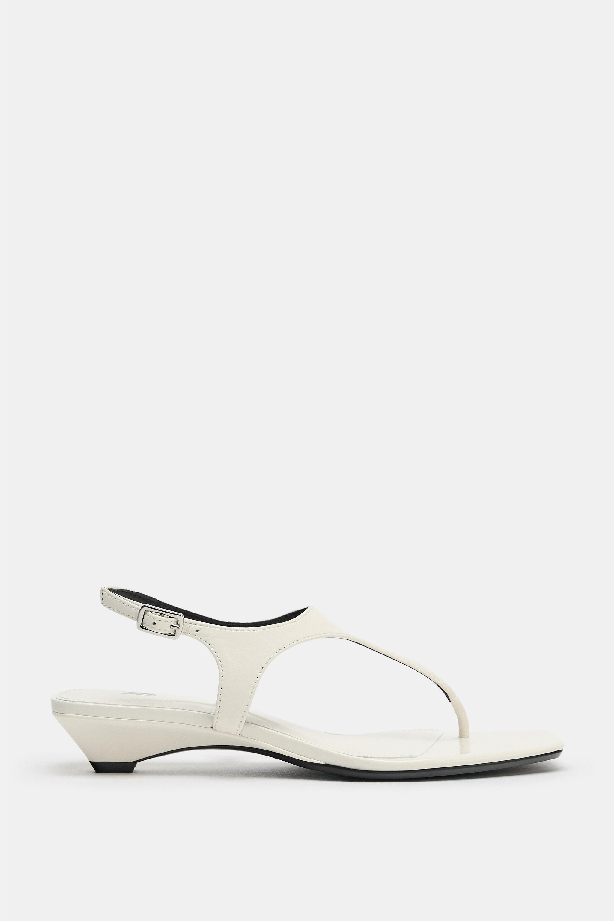 SANDALES EN CUIR À BRIDE ET BOUCLE | Zara FR