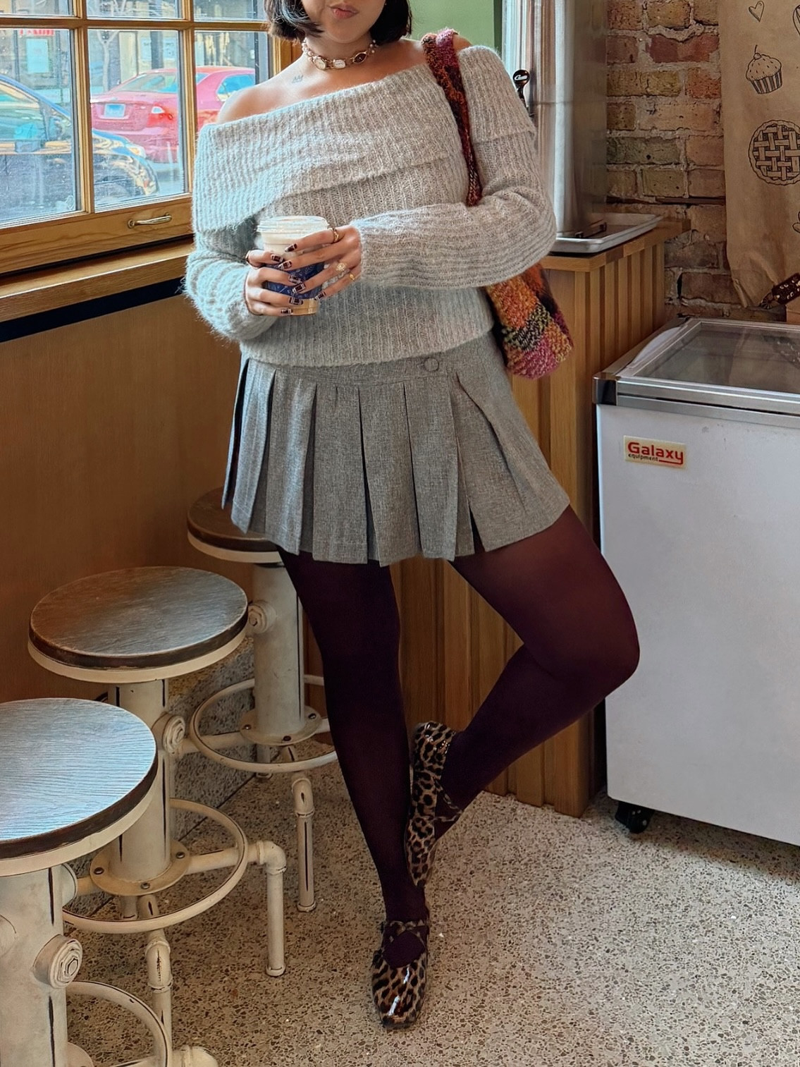 trying to convince everyone that leopard print is a actually a neutral 🐆 
.
.
.
.
.
.
.
.
#winteroutfits❄️ #winteroutfitideas #leopardprint #wintertrends #tightsfashion #colorfultights #winteroutfitinspo #personalstyle #size8

#LTKgrwm #LTKU #LTKootd