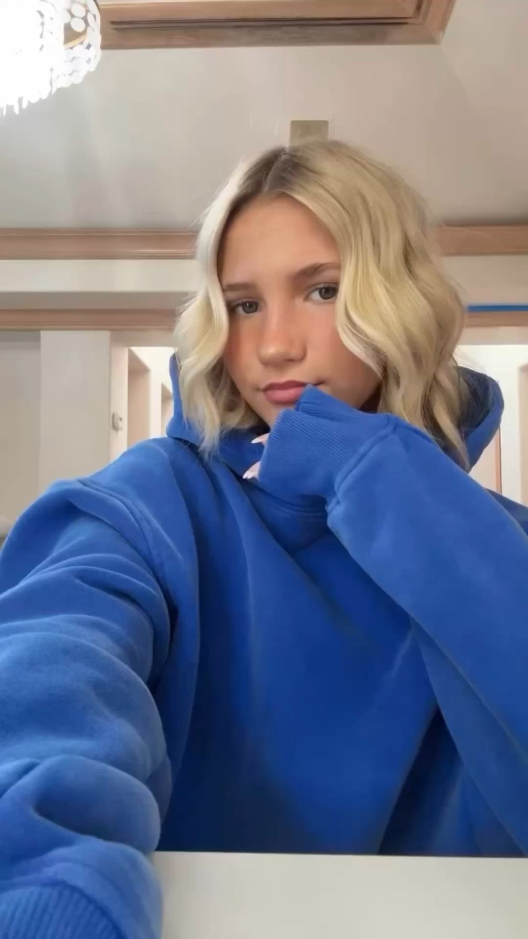 PresLee’s GRWM morning routine 🤩 Shop her favorite skincare, makeup, & haircare!

#LTKmorningroutine #LTKgrwm #LTKBeauty