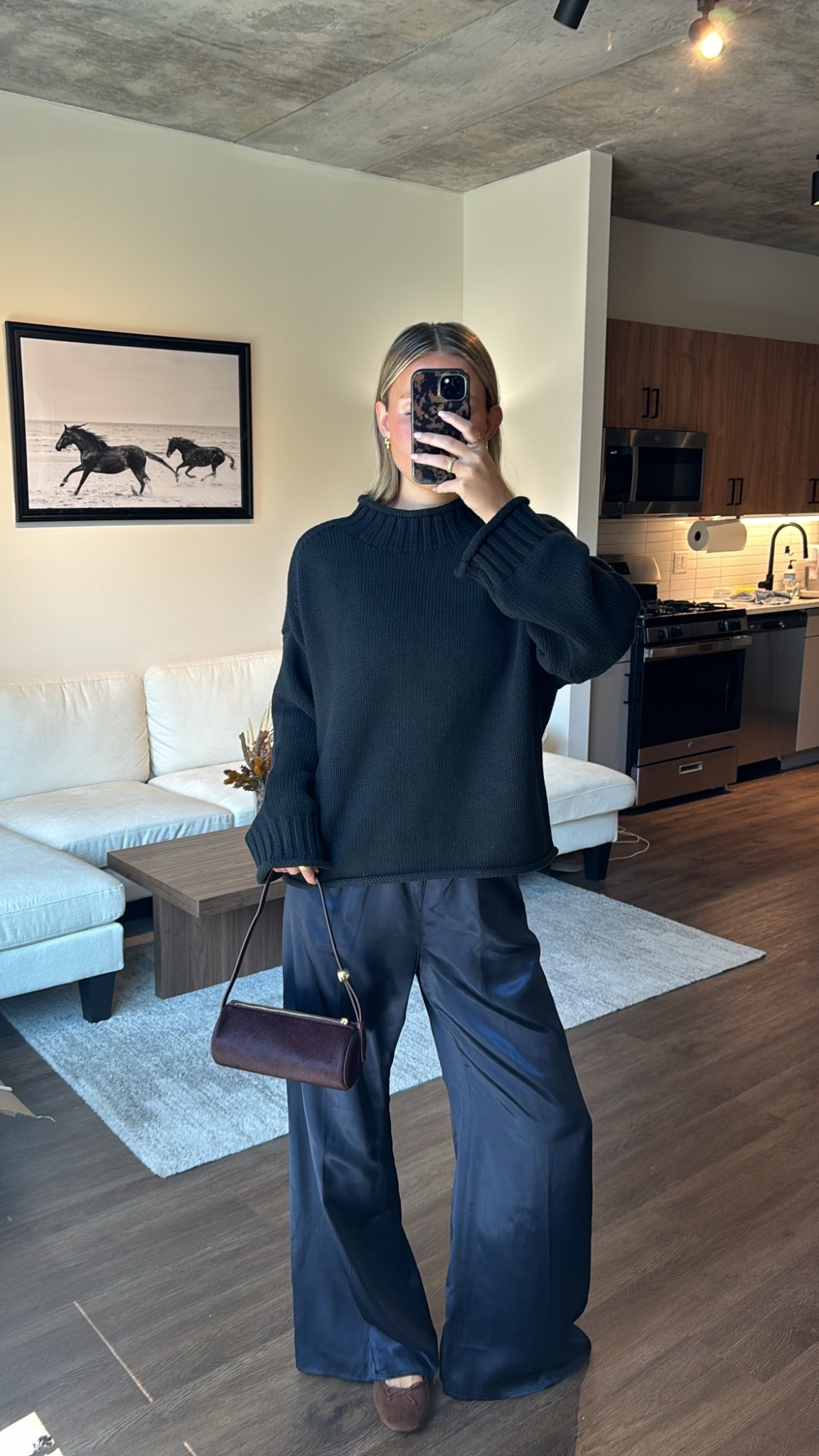 Wearing a small in the pants and small sweater!! The maroon bag is out of stock but linked similar 

@jcrew #injcrew #ad

#LTKStyleTip #LTKSeasonal #LTKFindsUnder50