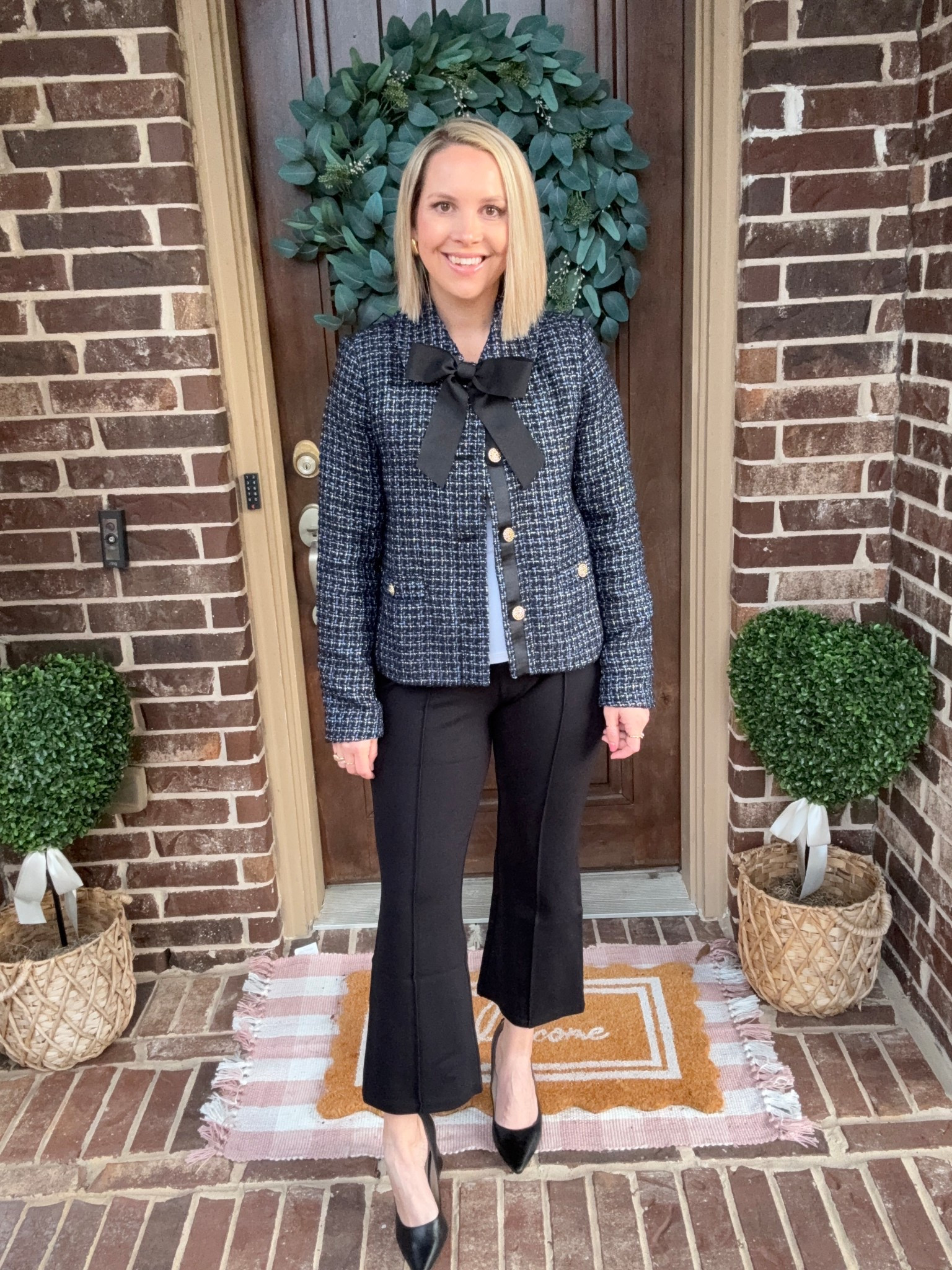 You can’t beat this 40% off price tag. It’s still an investment but 100% worth it! I’m in a size small and it’s fully stocked. Comment SHOP for details 🫶🏻

#workingmomstyle #lawyerstyle #workwearstyle #workingmoms #corporateamerica

#LTKWorkwear #LTKOver40 #LTKootd